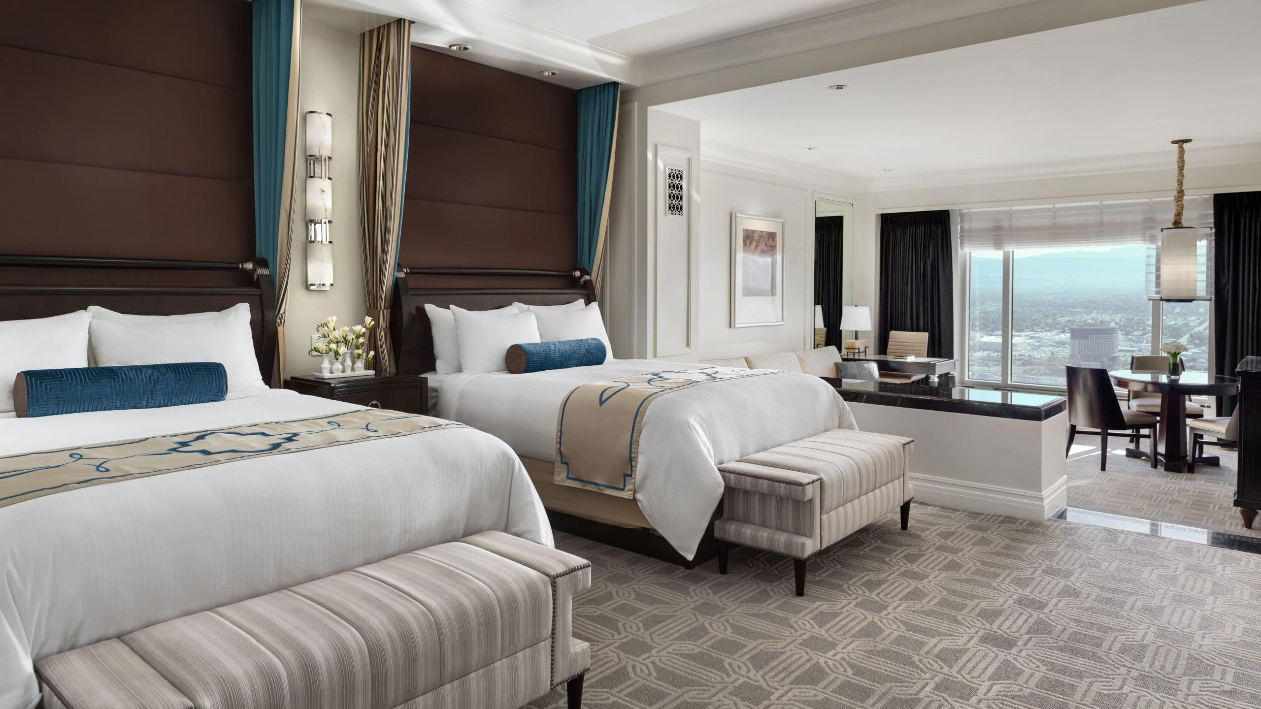 Luxury Two Queen Suite City View - Image 1