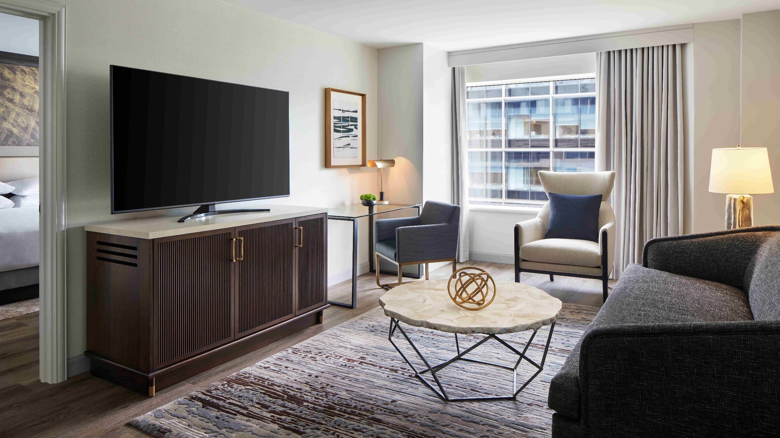Executive King Suite - Image 1