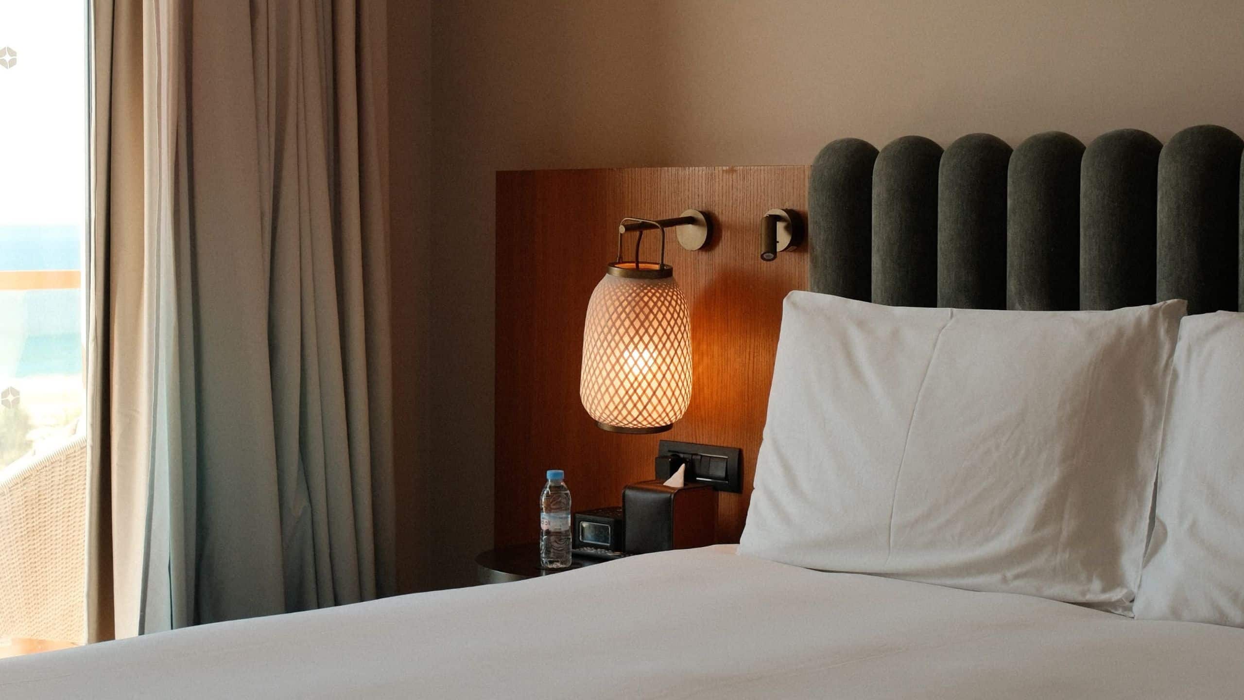 1 King Bed - Image 5