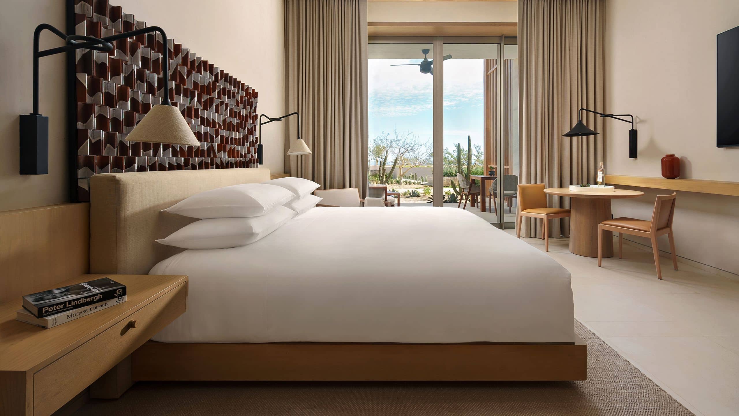 1 King Bed Resort View With Patio - Image 1