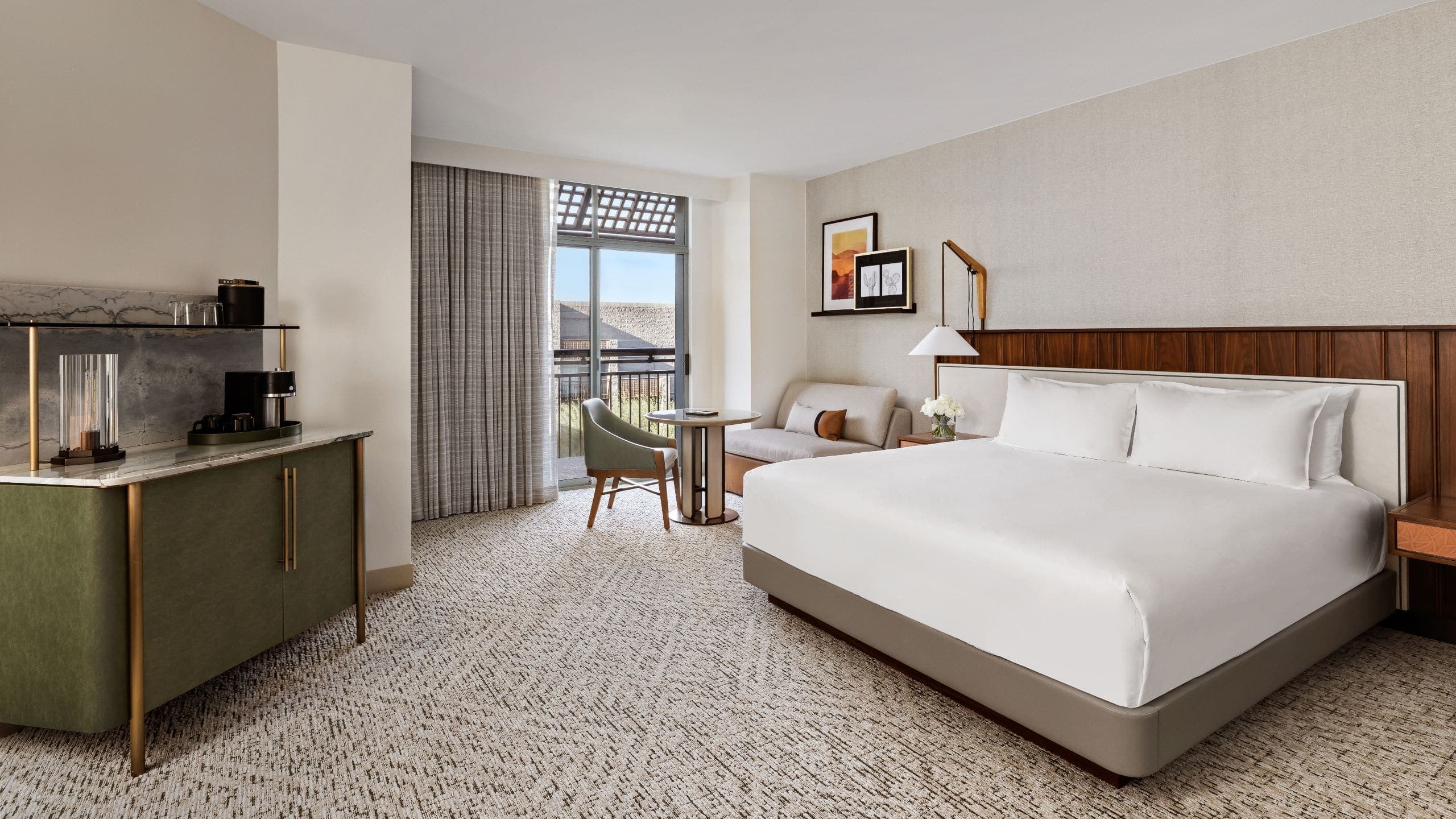 Fountain Court Suite - Image 5