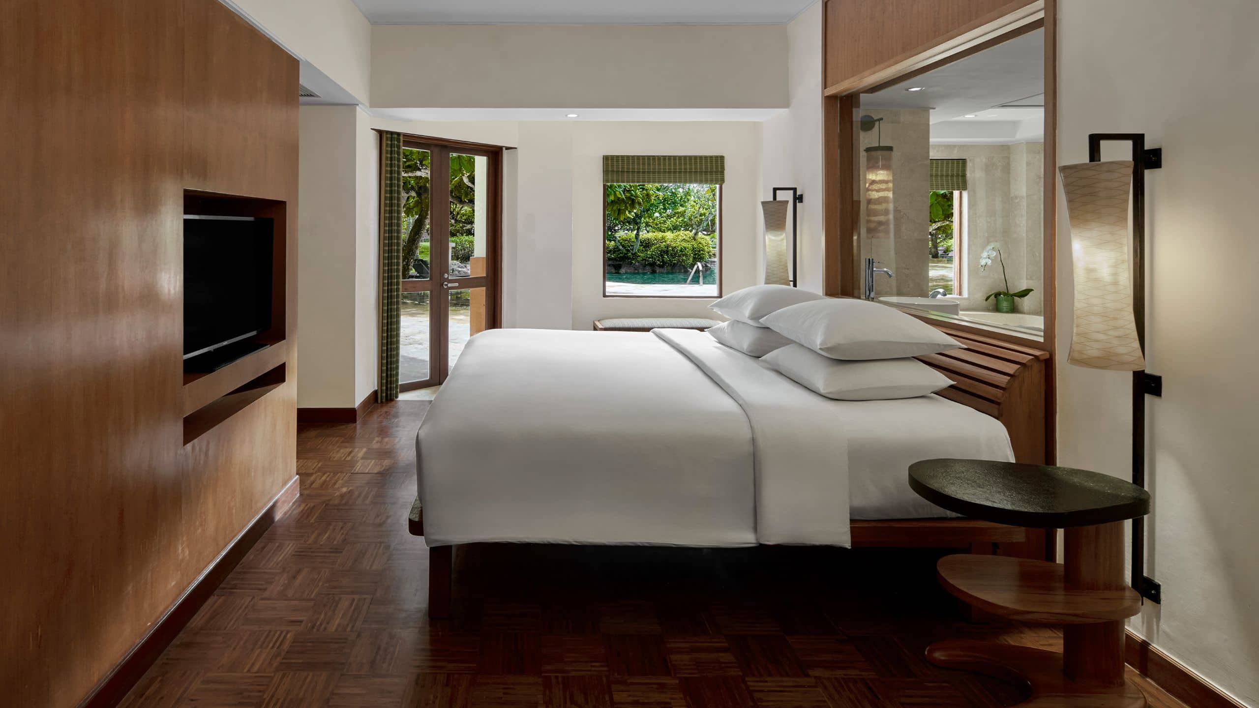 Club Executive Suite King - Image 2