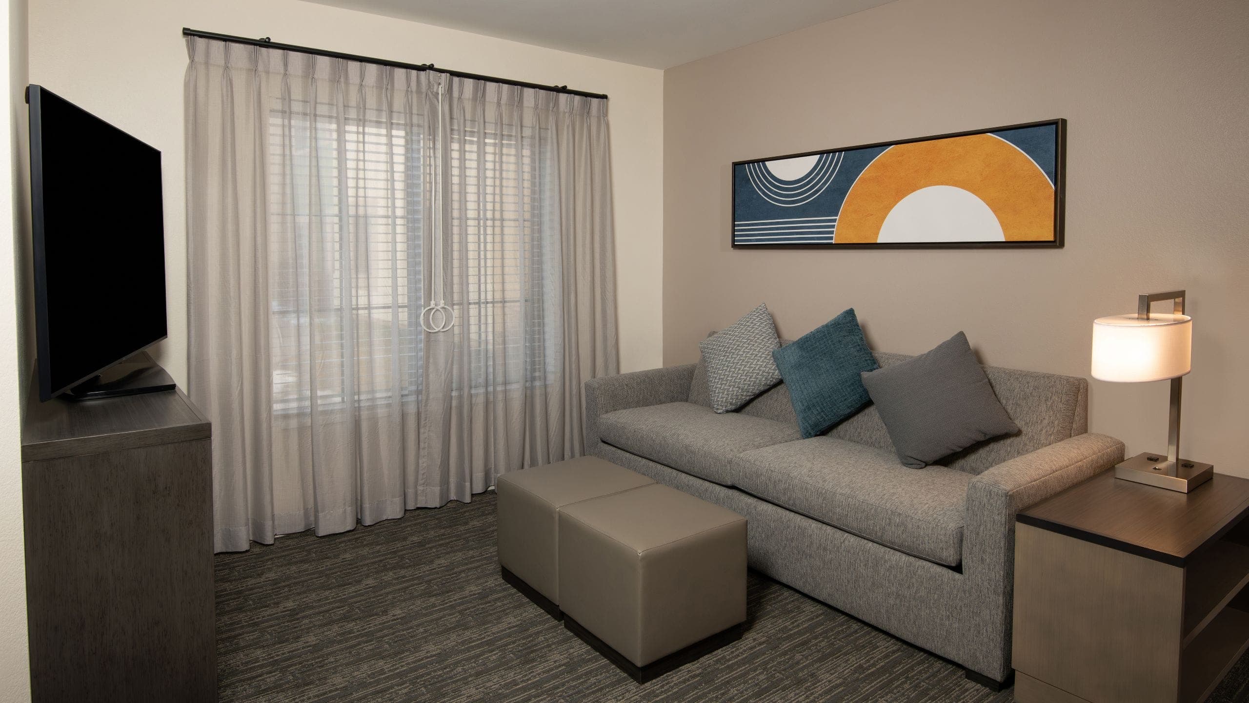One Bedroom King Suite - Image 3