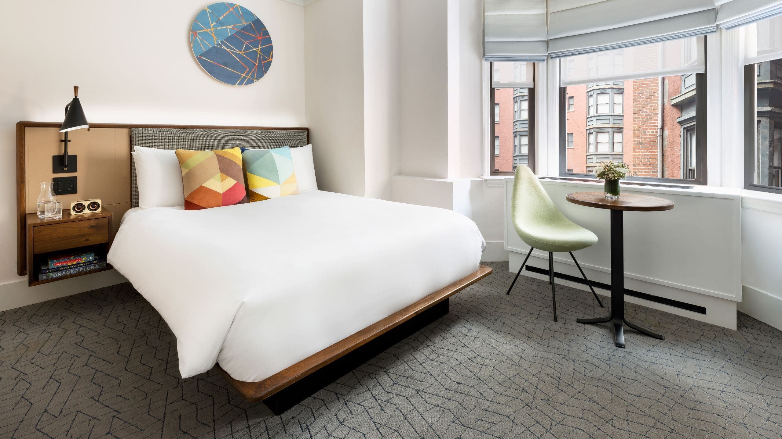 1 Queen Bed - Image 1