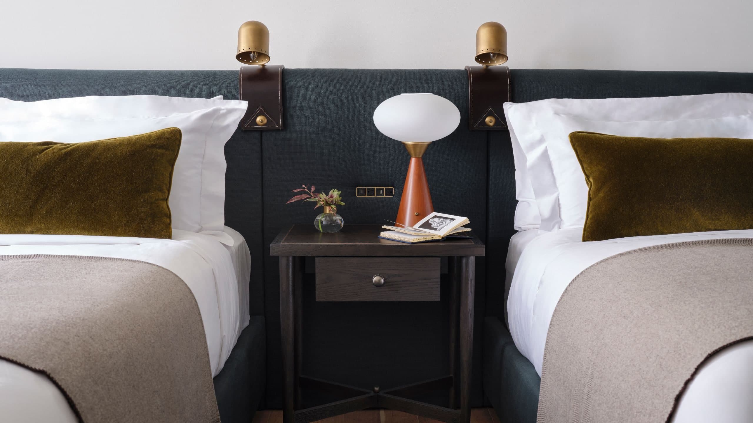 Two Queen Beds Deluxe With Accessible Tub - Image 1