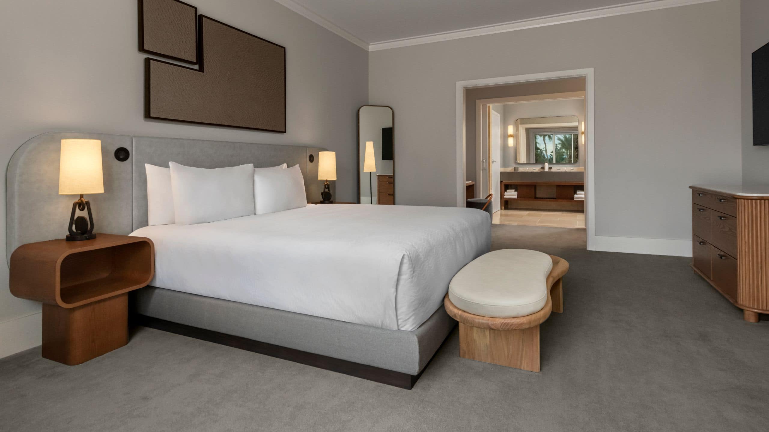 Champions Suite - Image 2