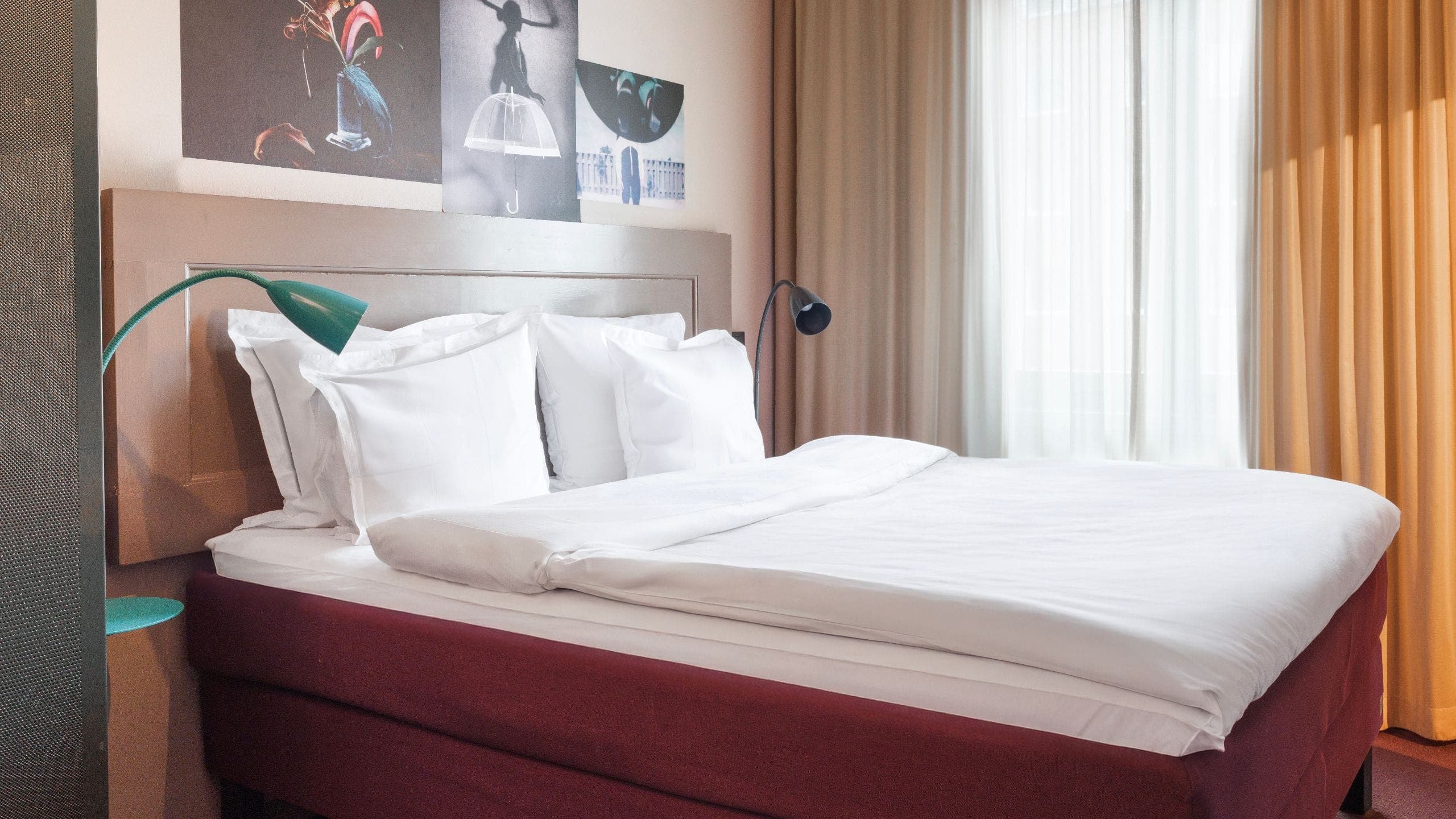 1 Queen Bed Room - Image 1