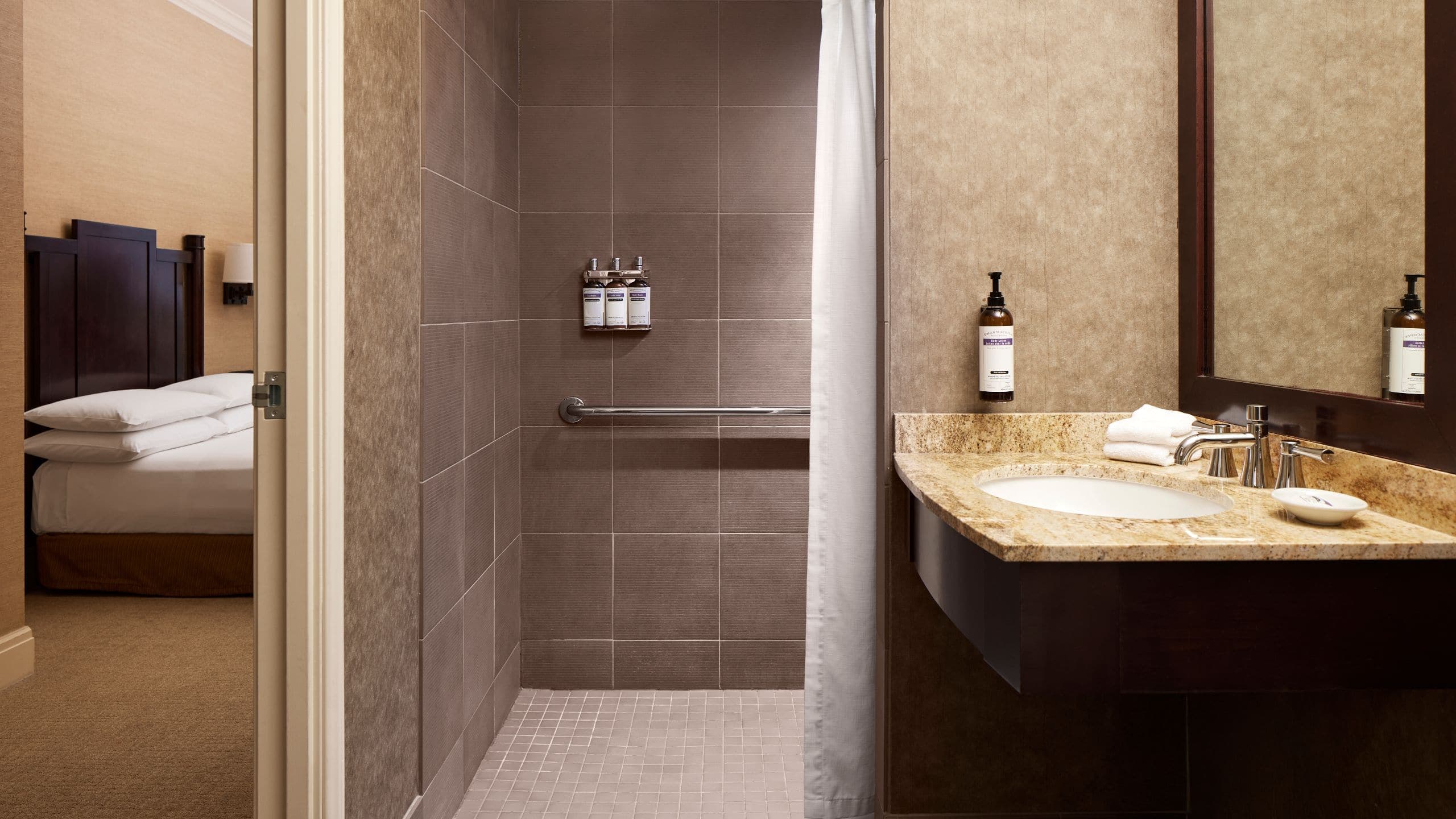 Hyatt Regency Bellevue on Seattle's Eastside - Image 3