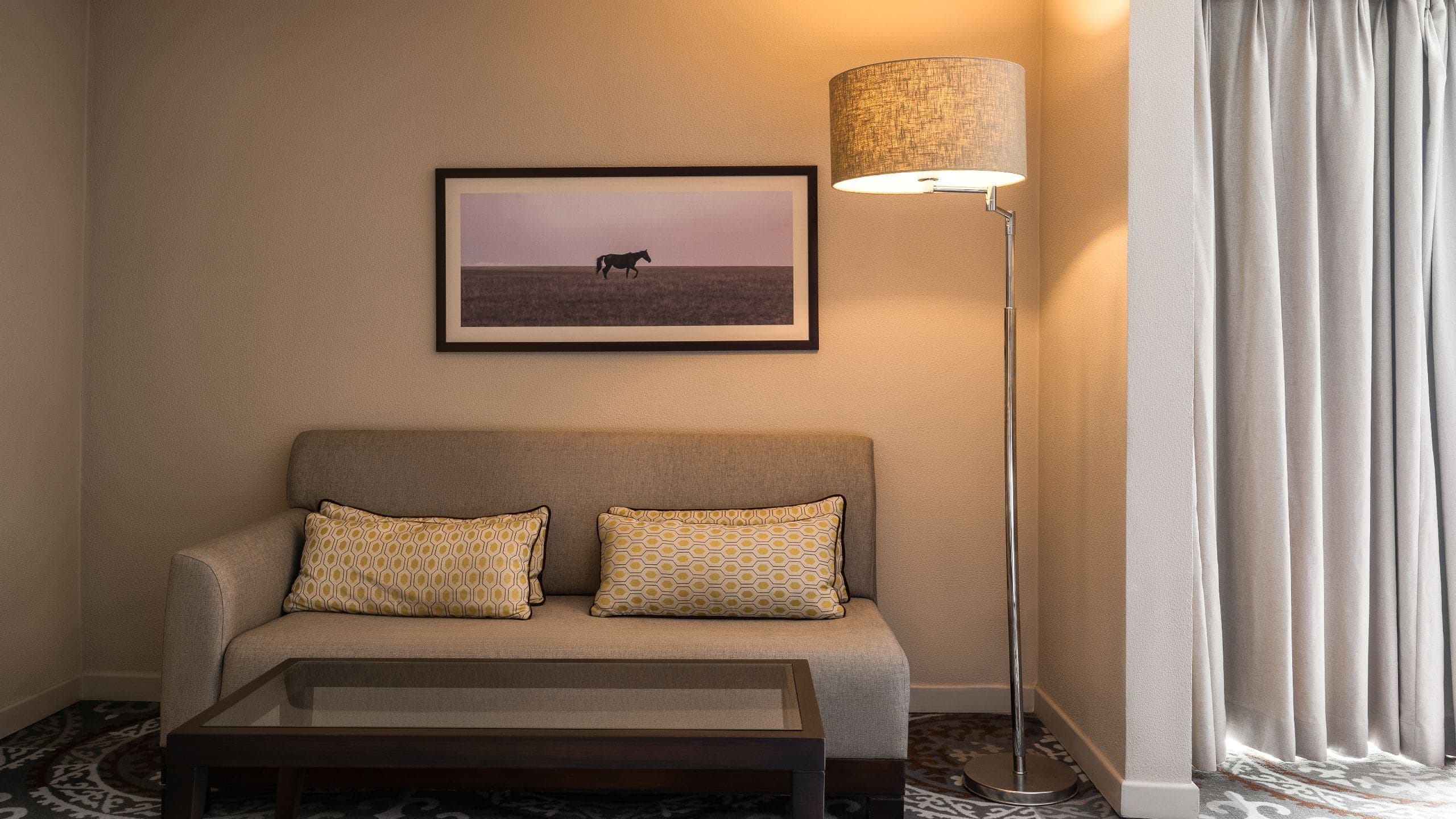 2 Twin Beds Deluxe - Image 3