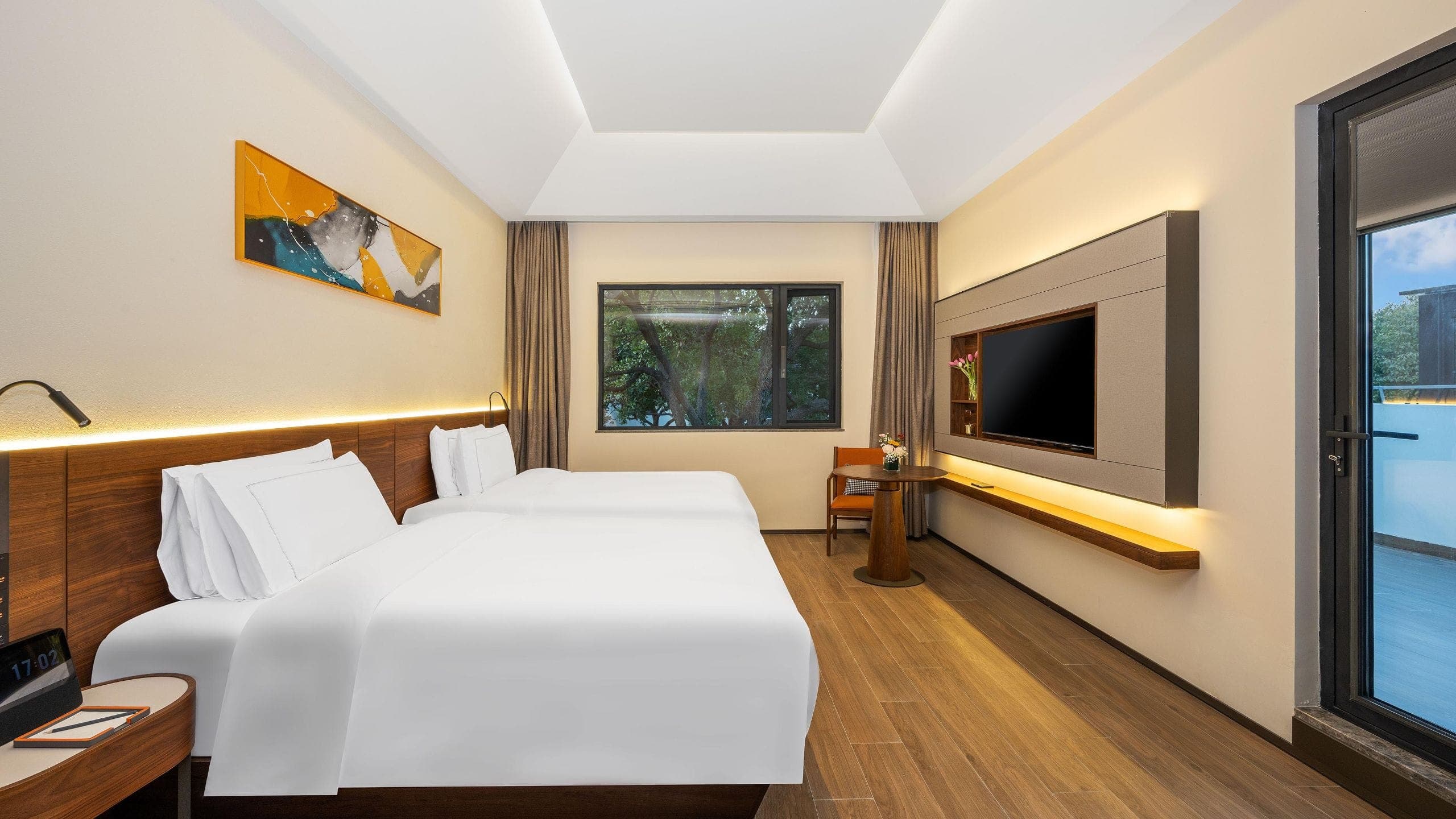 Superior Garden View Twin - Image 3