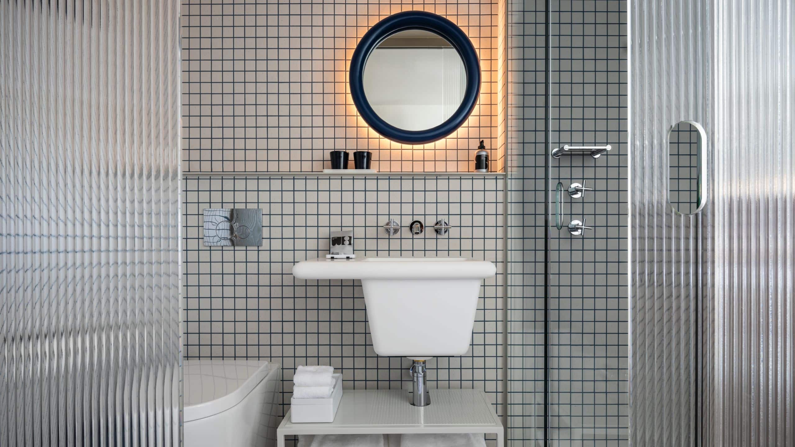 Standard King - Image 2