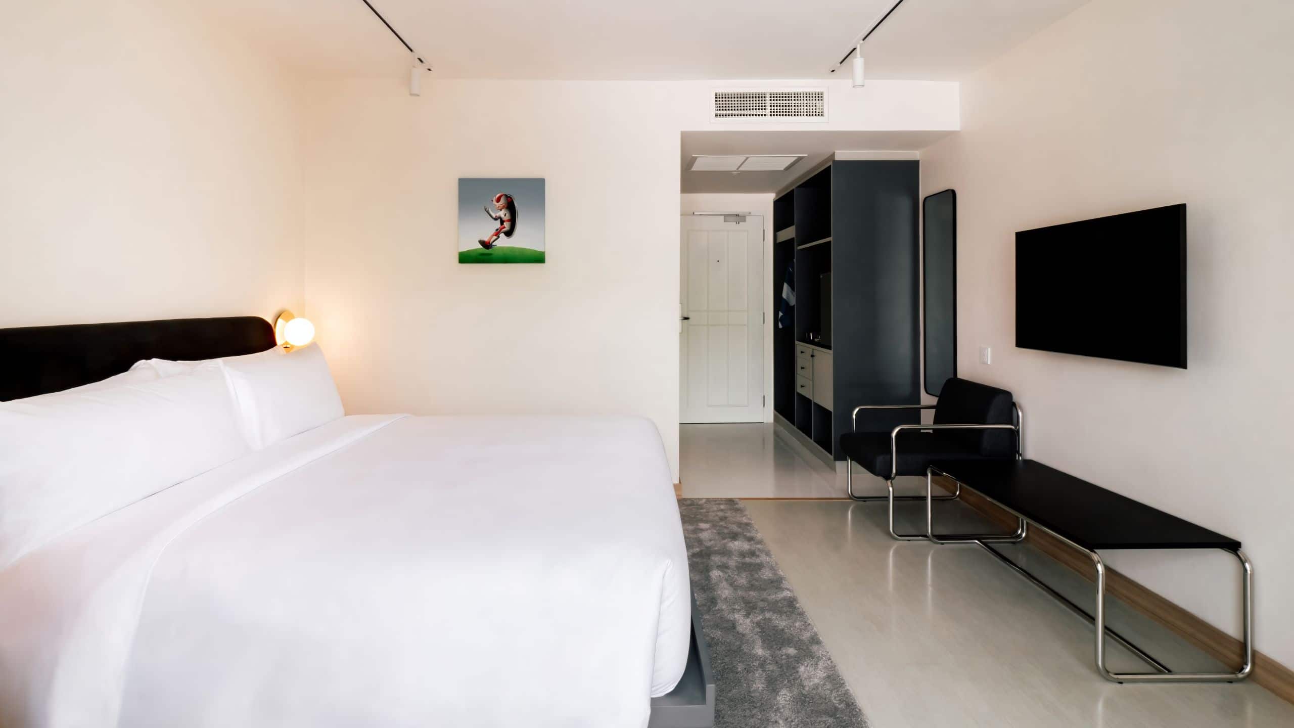 The StandardX, Bangkok Phra Arthit - Image 3