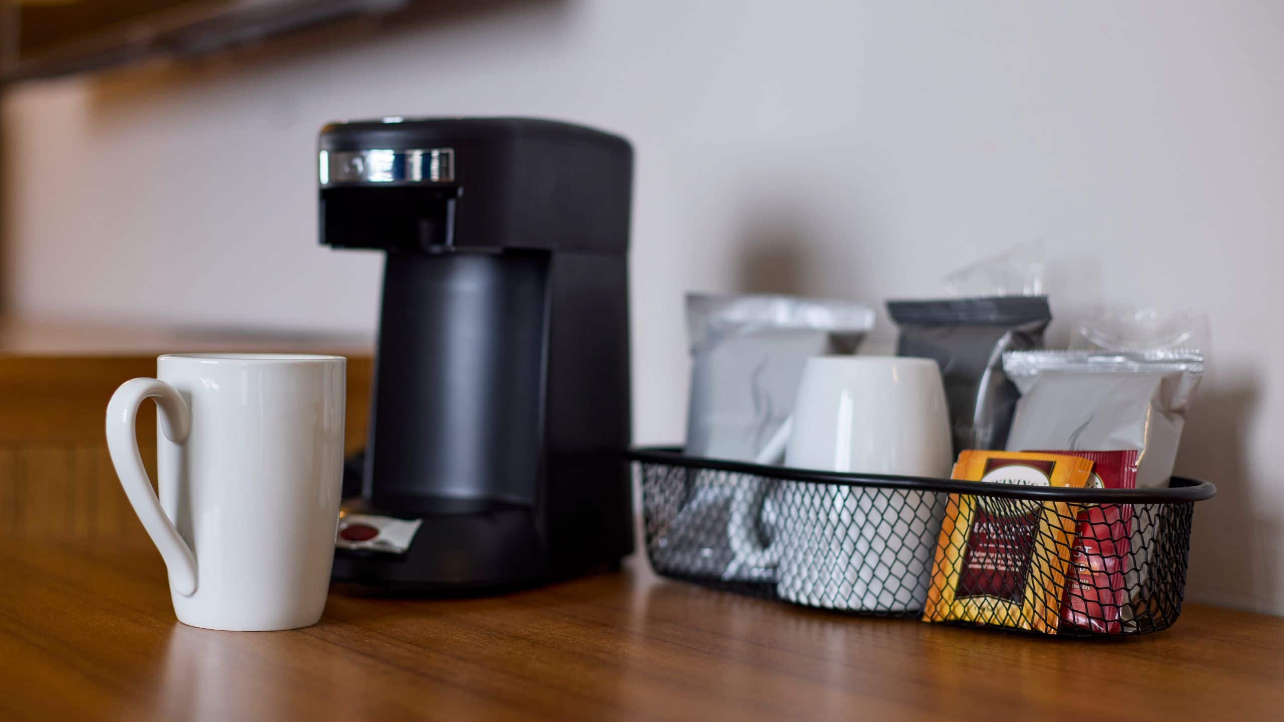 King Bed (with sofa bed) - Image 5