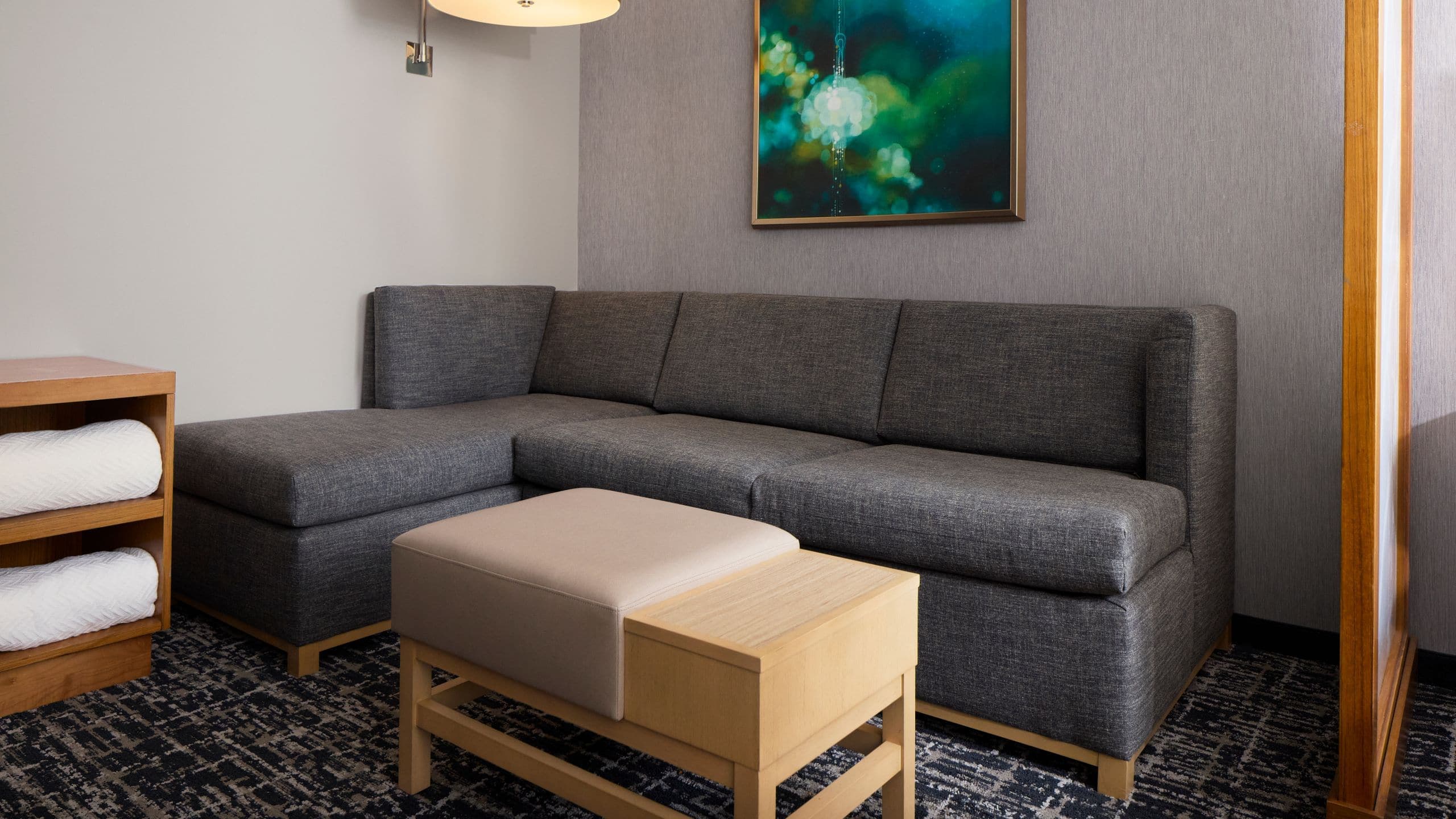 King Bed (with sofa bed) - Image 3