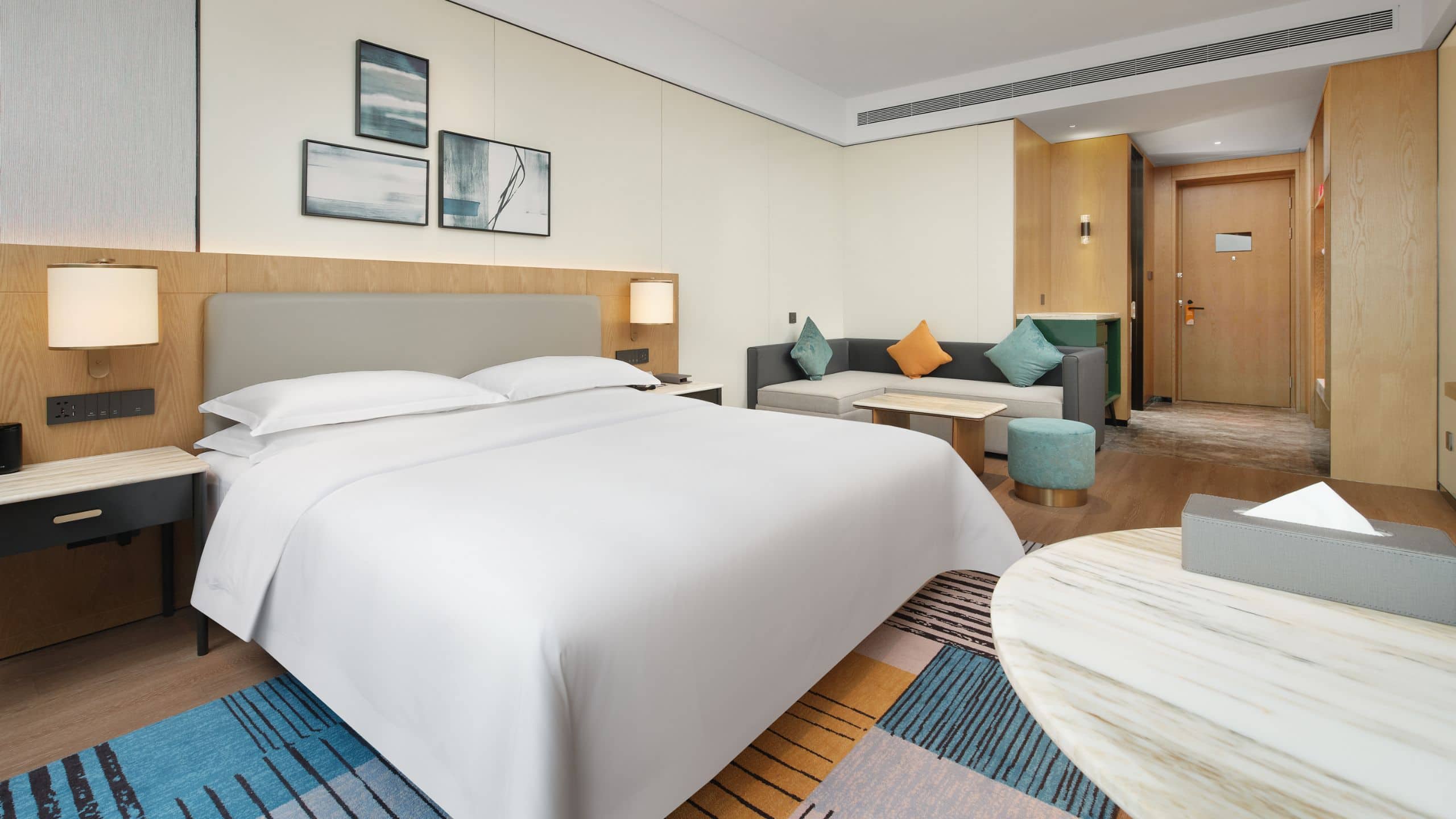 1 King Bed - Image 1