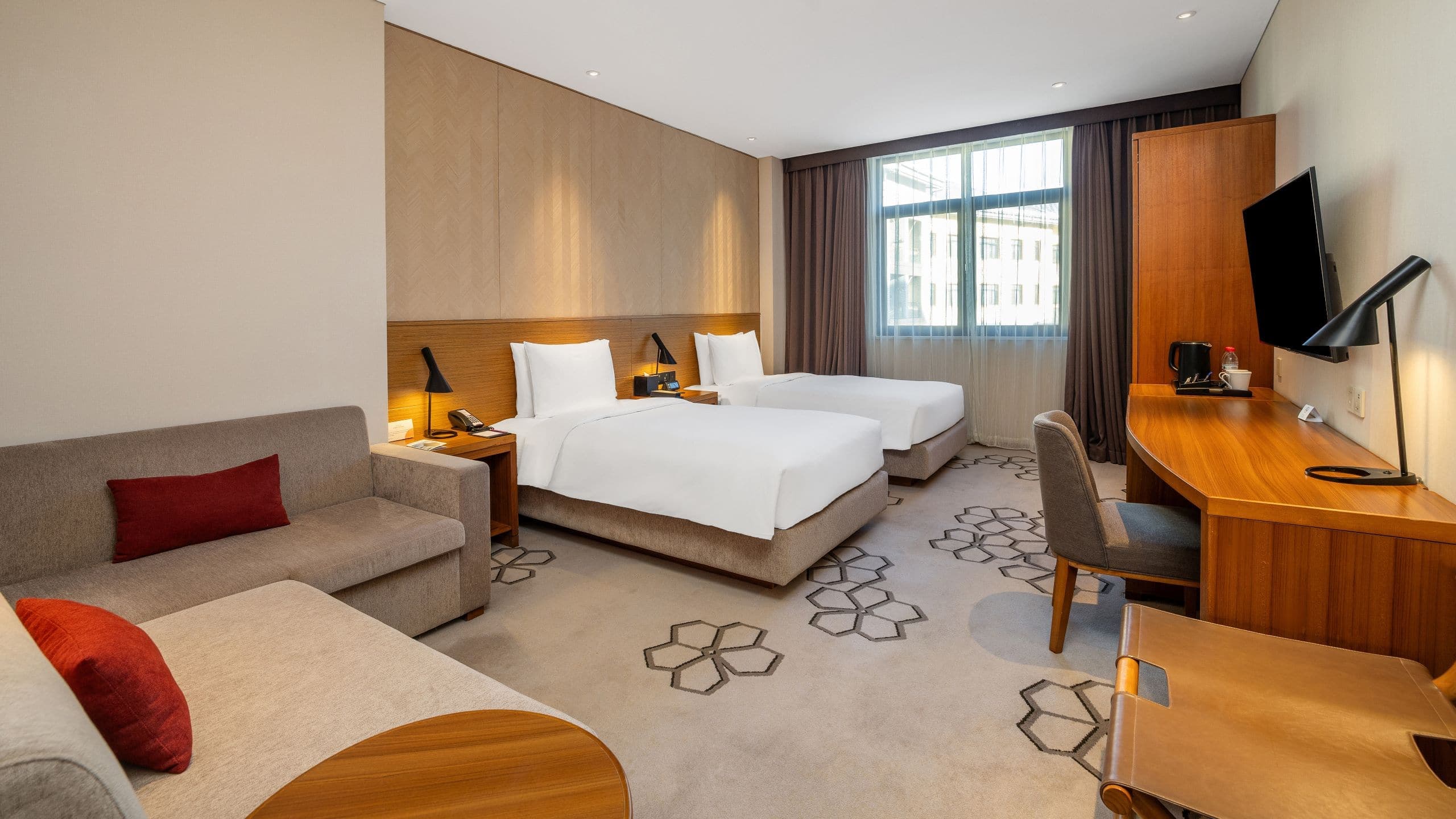 2 Twin Beds - Image 1
