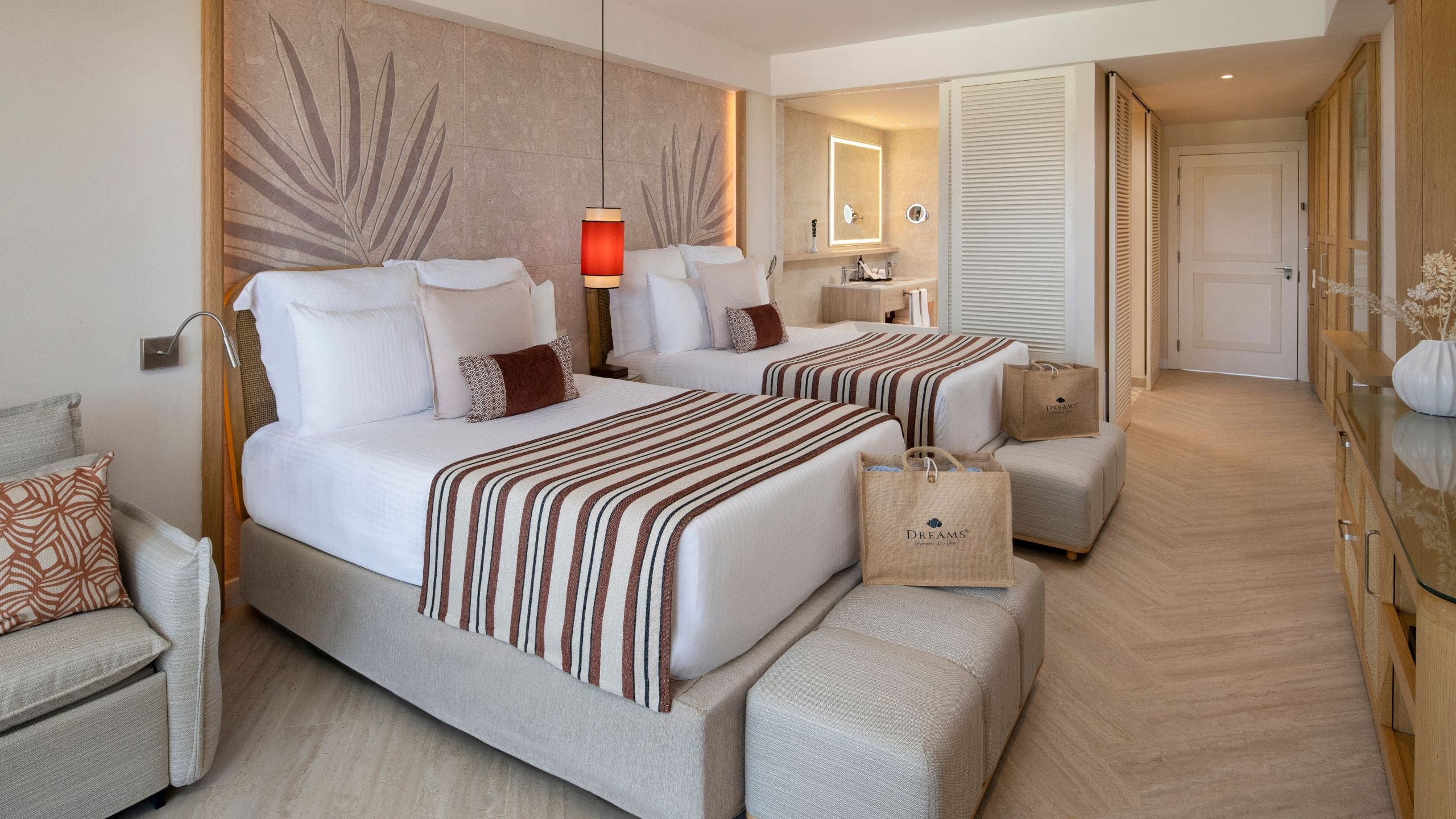 Preferred Club JR Suite Partial Ocean View Double Beds - Image 2