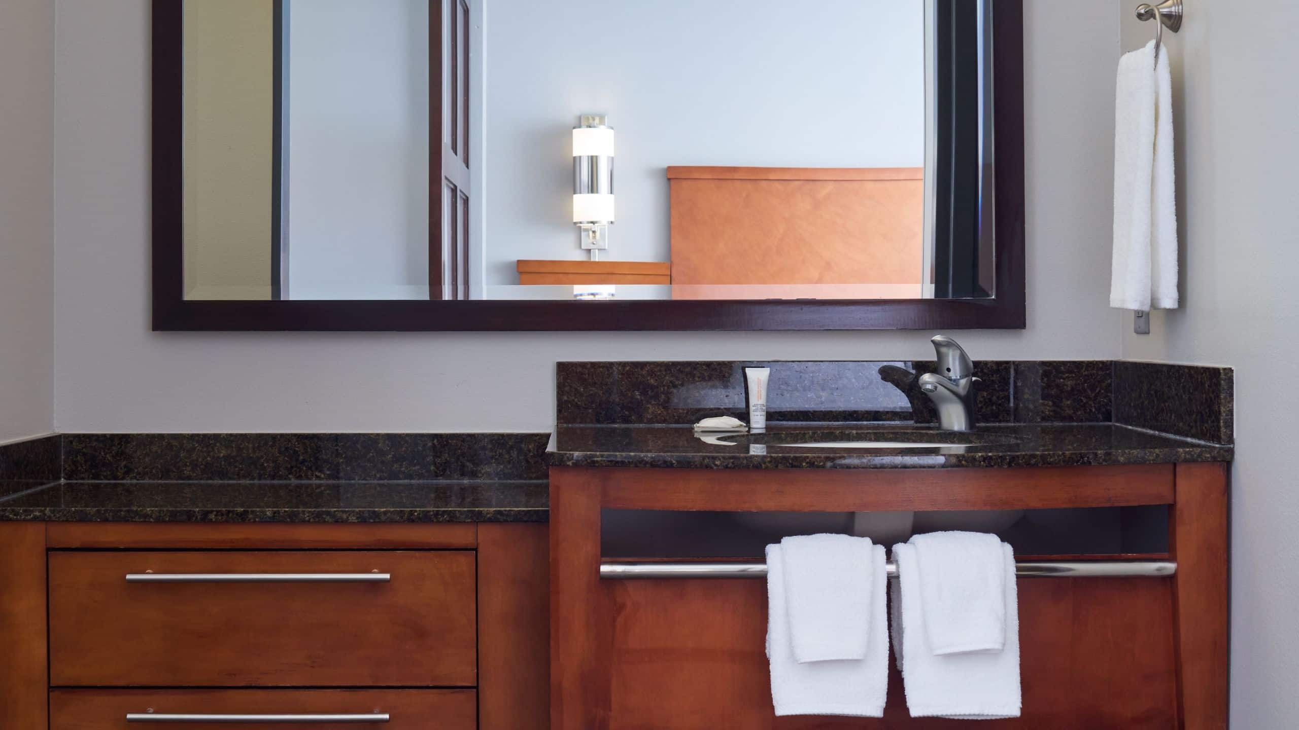 King Bed (With Sofa Bed) - Image 8