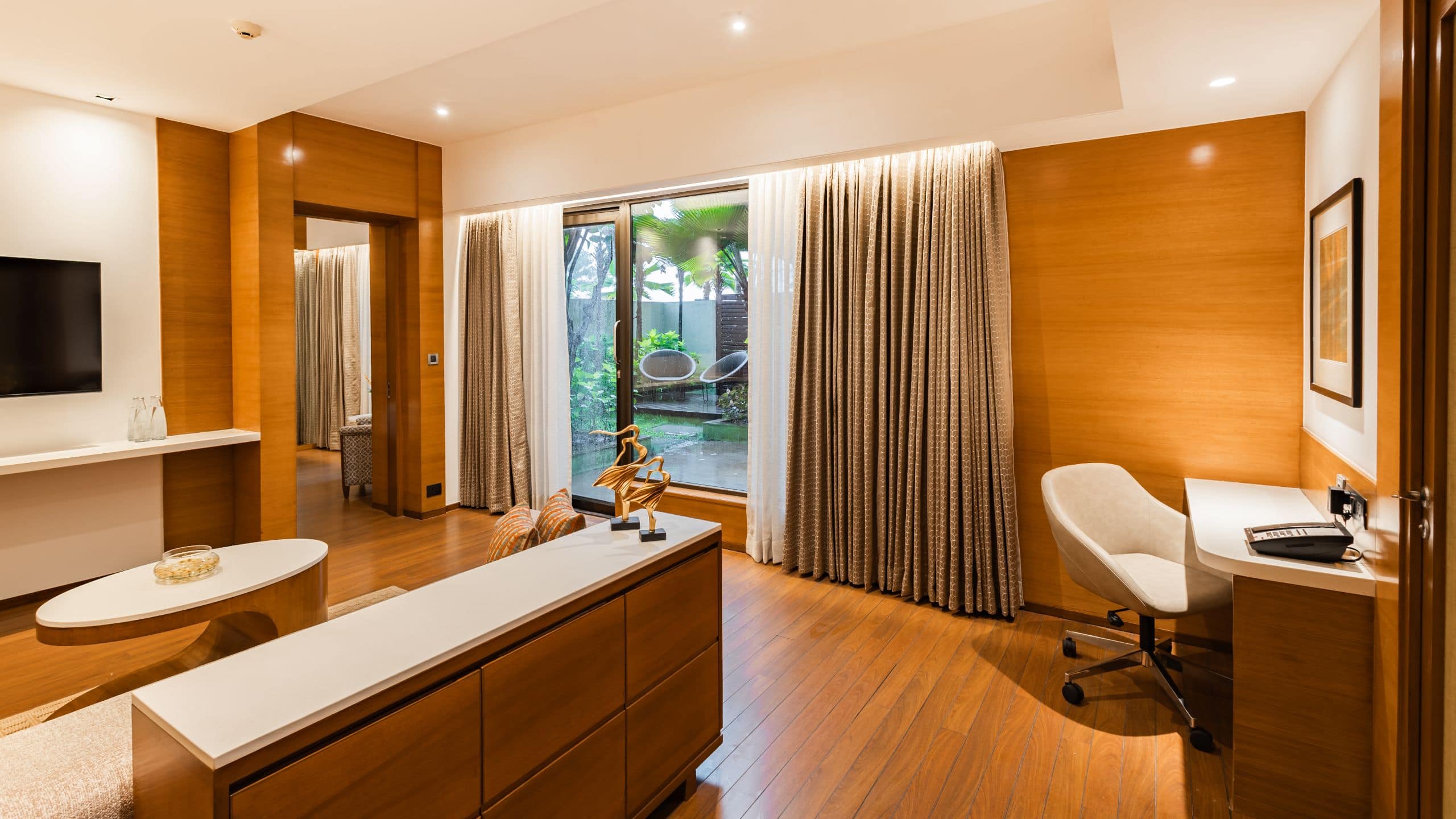 Garden Suite - Image 2