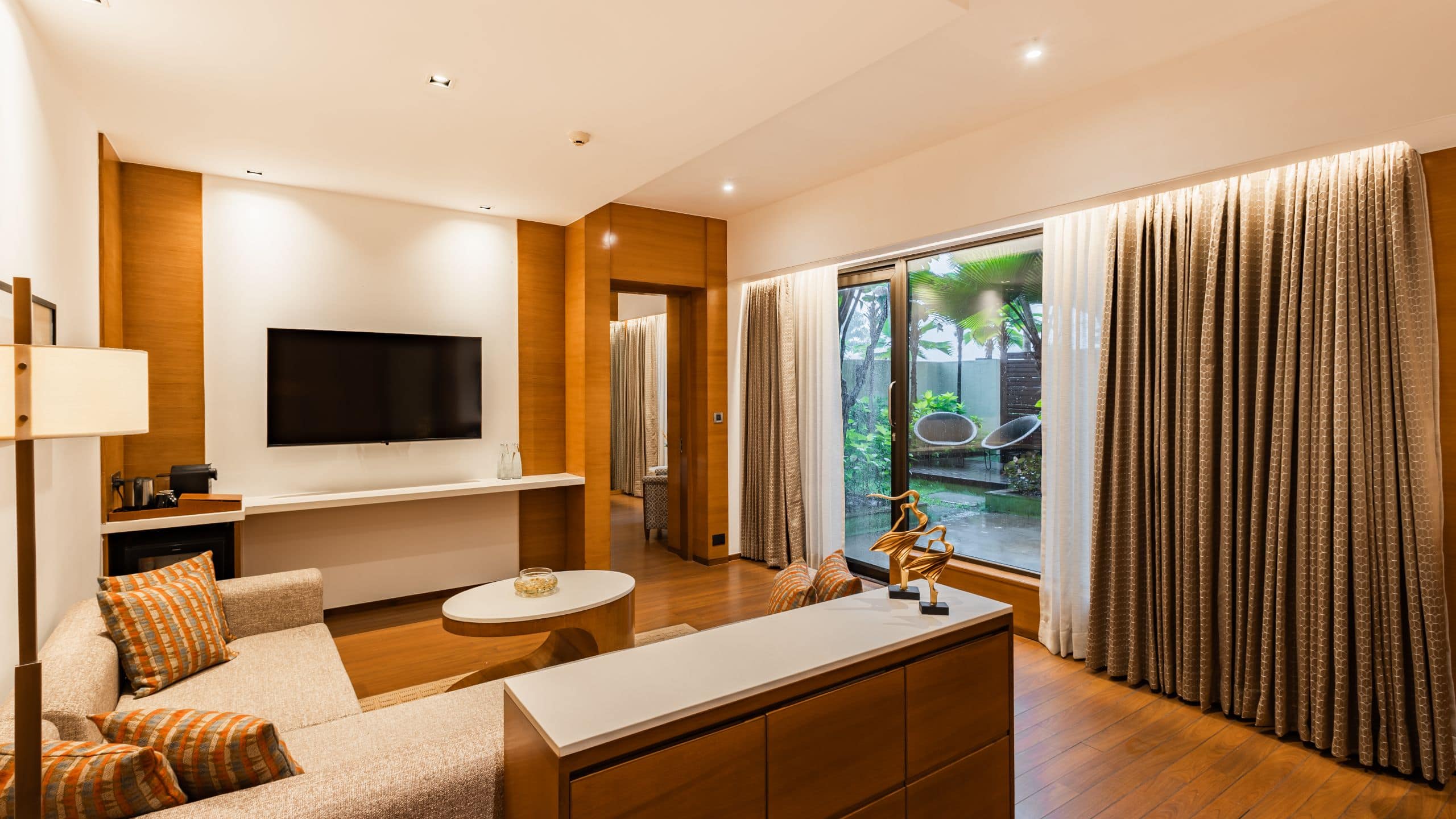 Garden Suite - Image 4