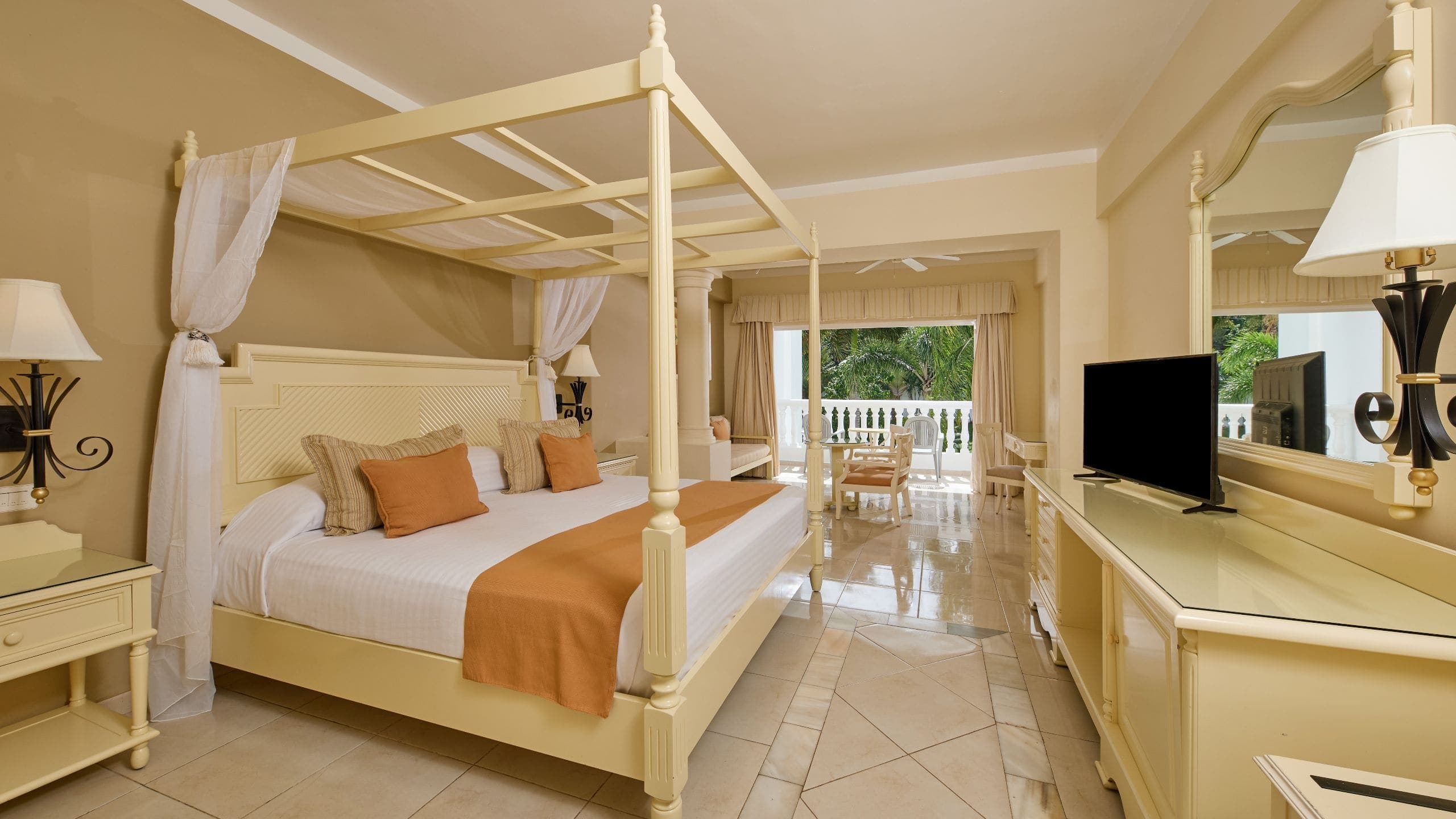 Bahia Principe Luxury Runaway Bay - Image 2
