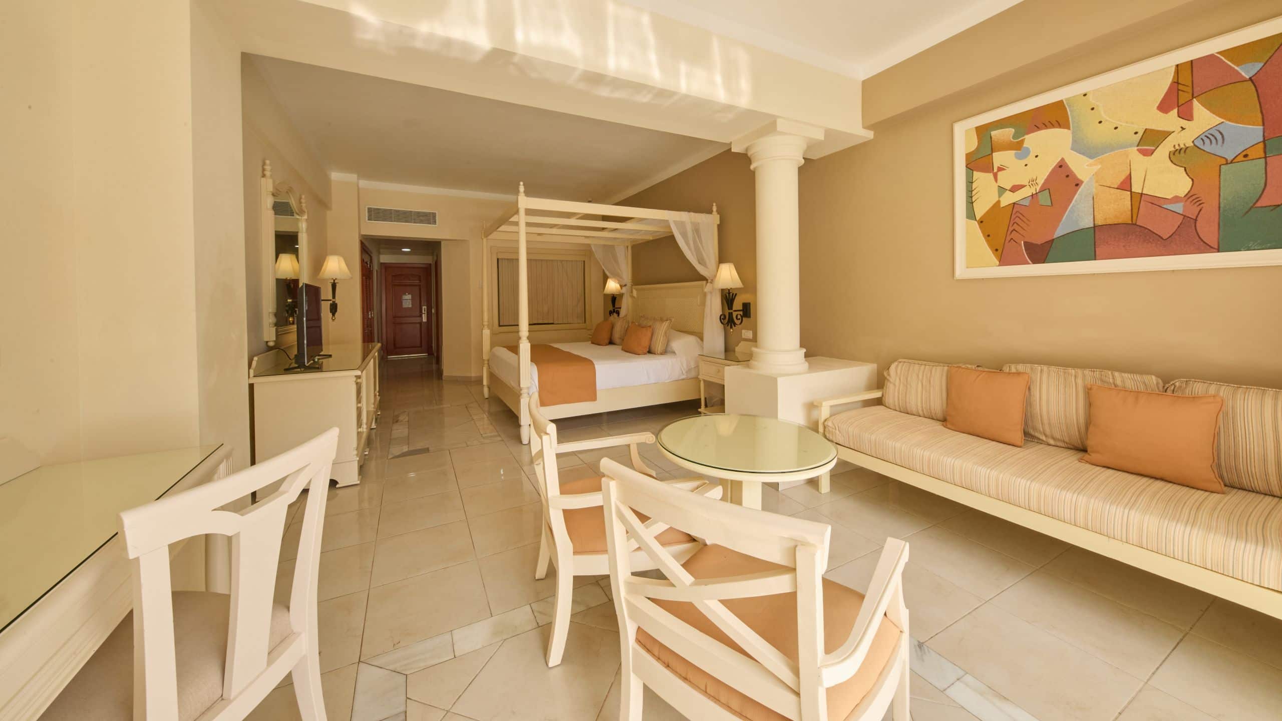 Bahia Principe Luxury Runaway Bay - Image 4