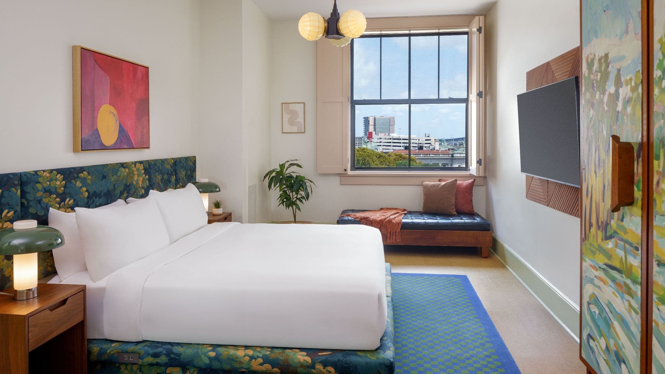 1 Bedroom Suite - Image 1