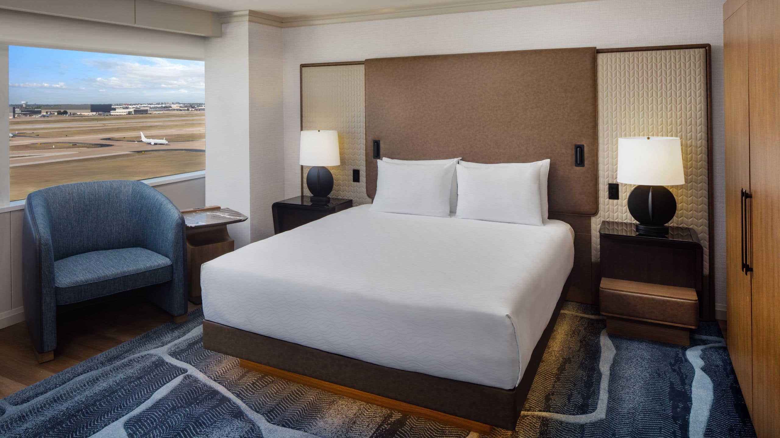 Executive Suite - Image 2