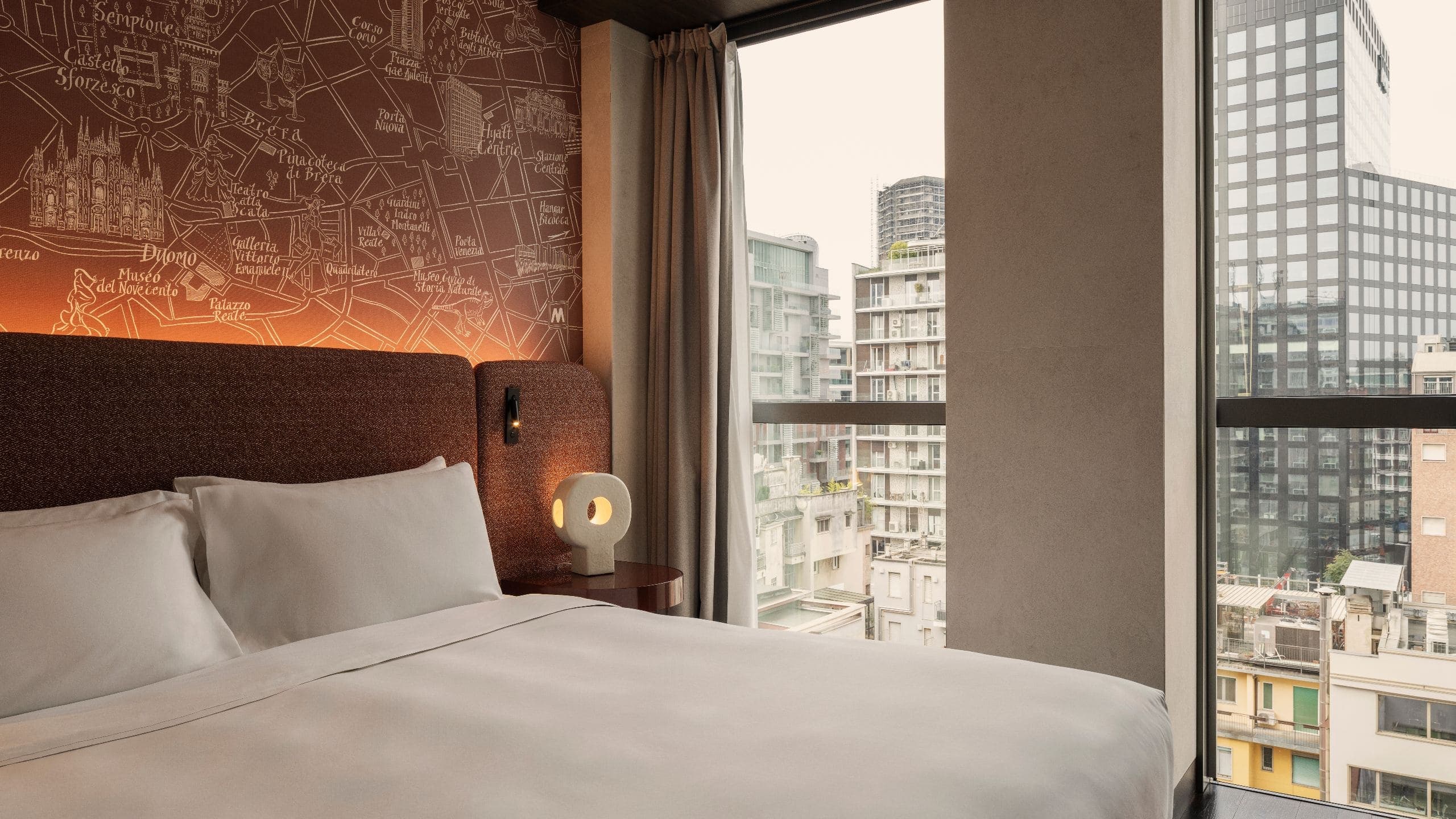 Premium Suite - Image 4