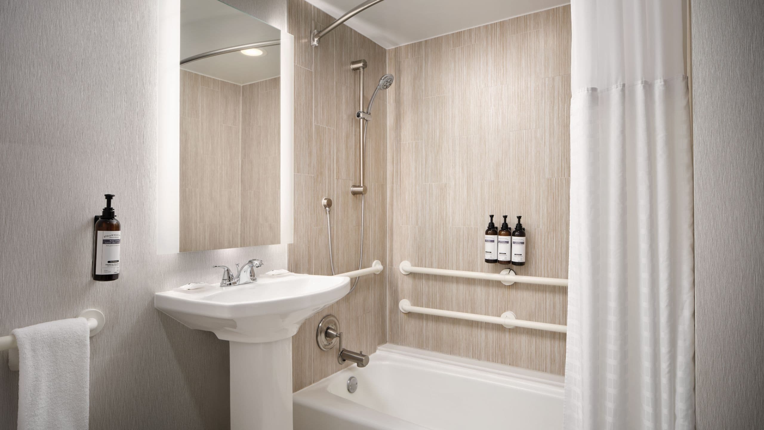 Hyatt Regency Suites Atlanta Northwest - Image 5