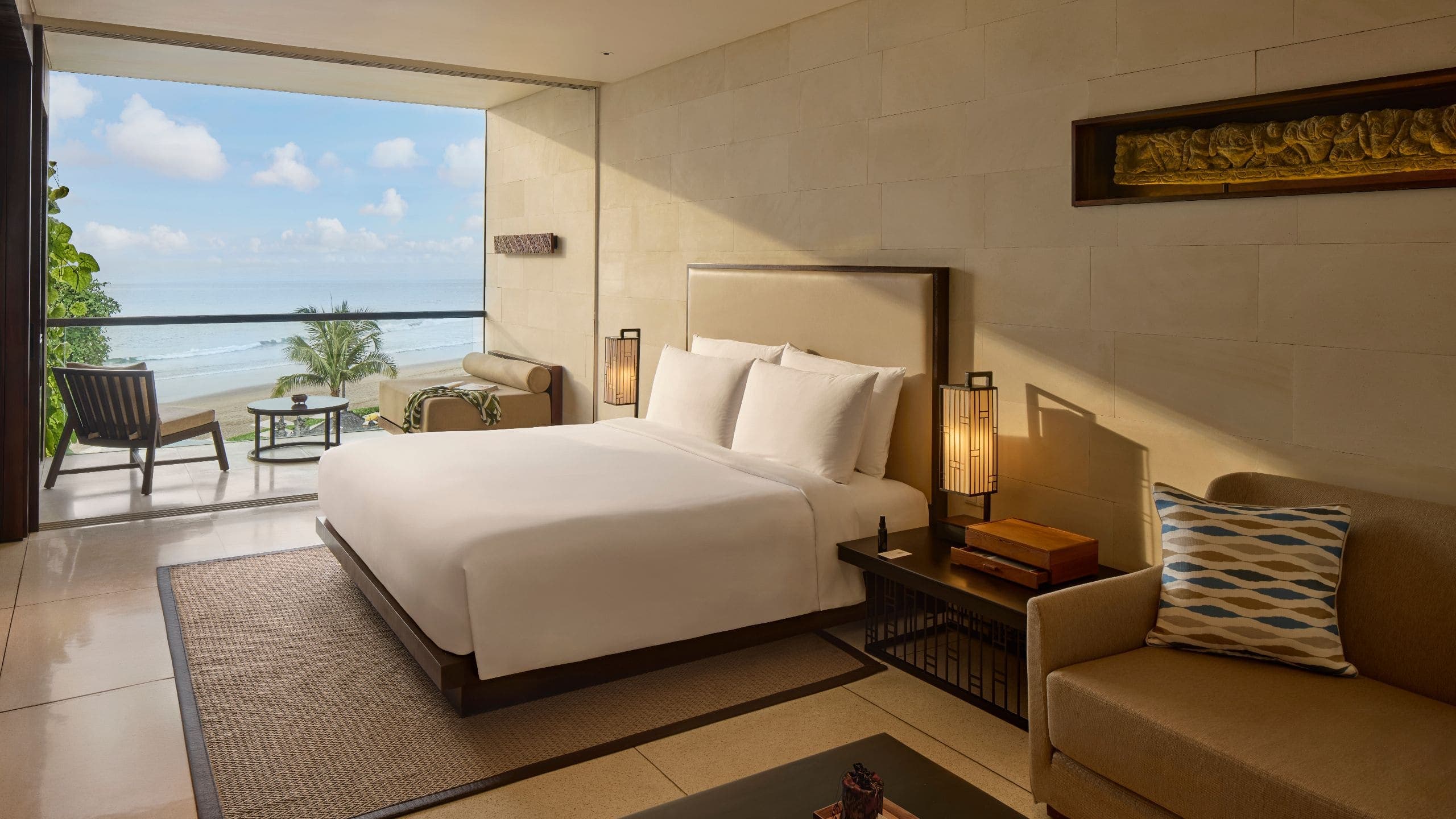 Ocean View Suite - Image 1