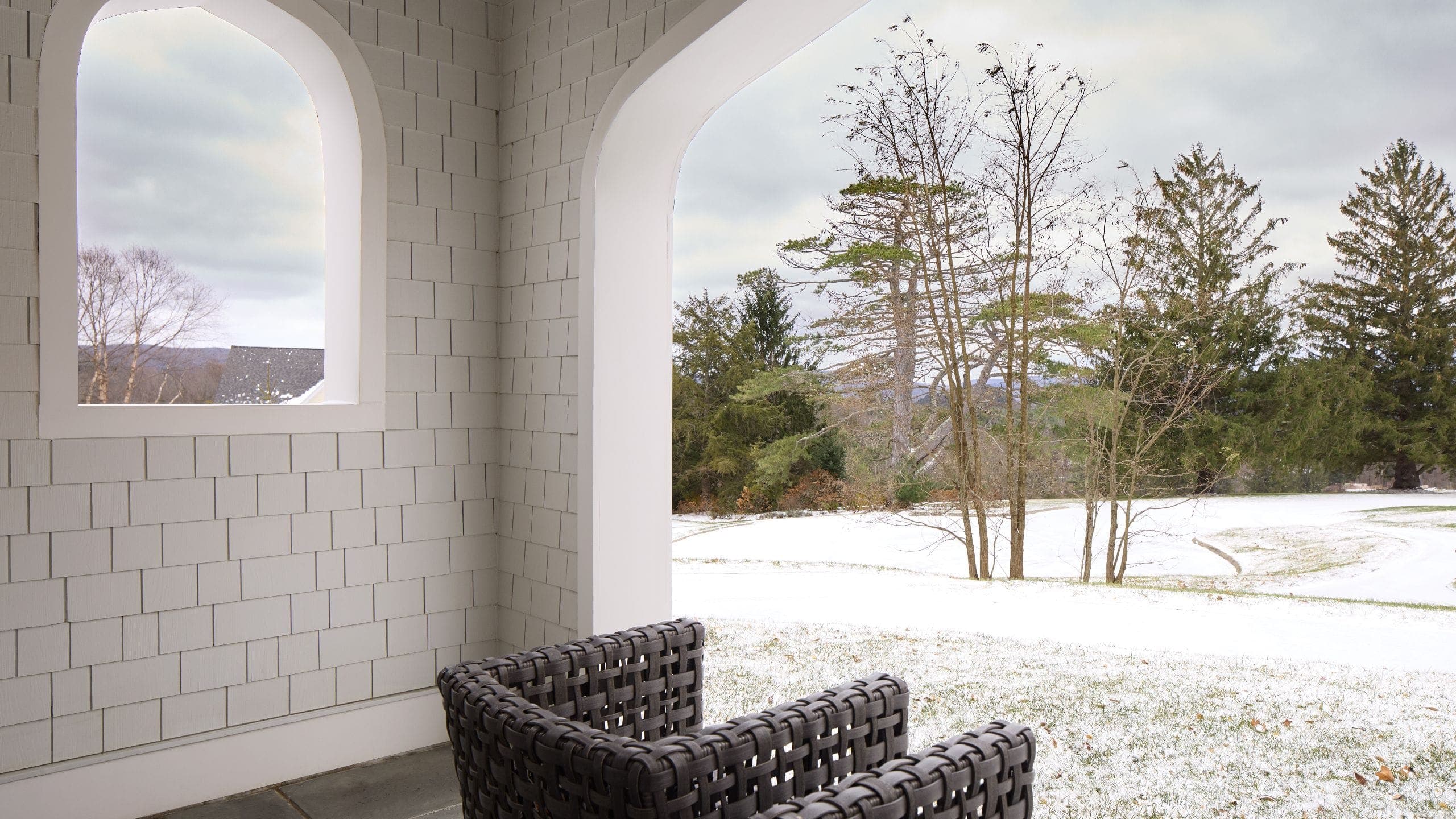 Gingko Balcony Suite with King Bed - Image 6