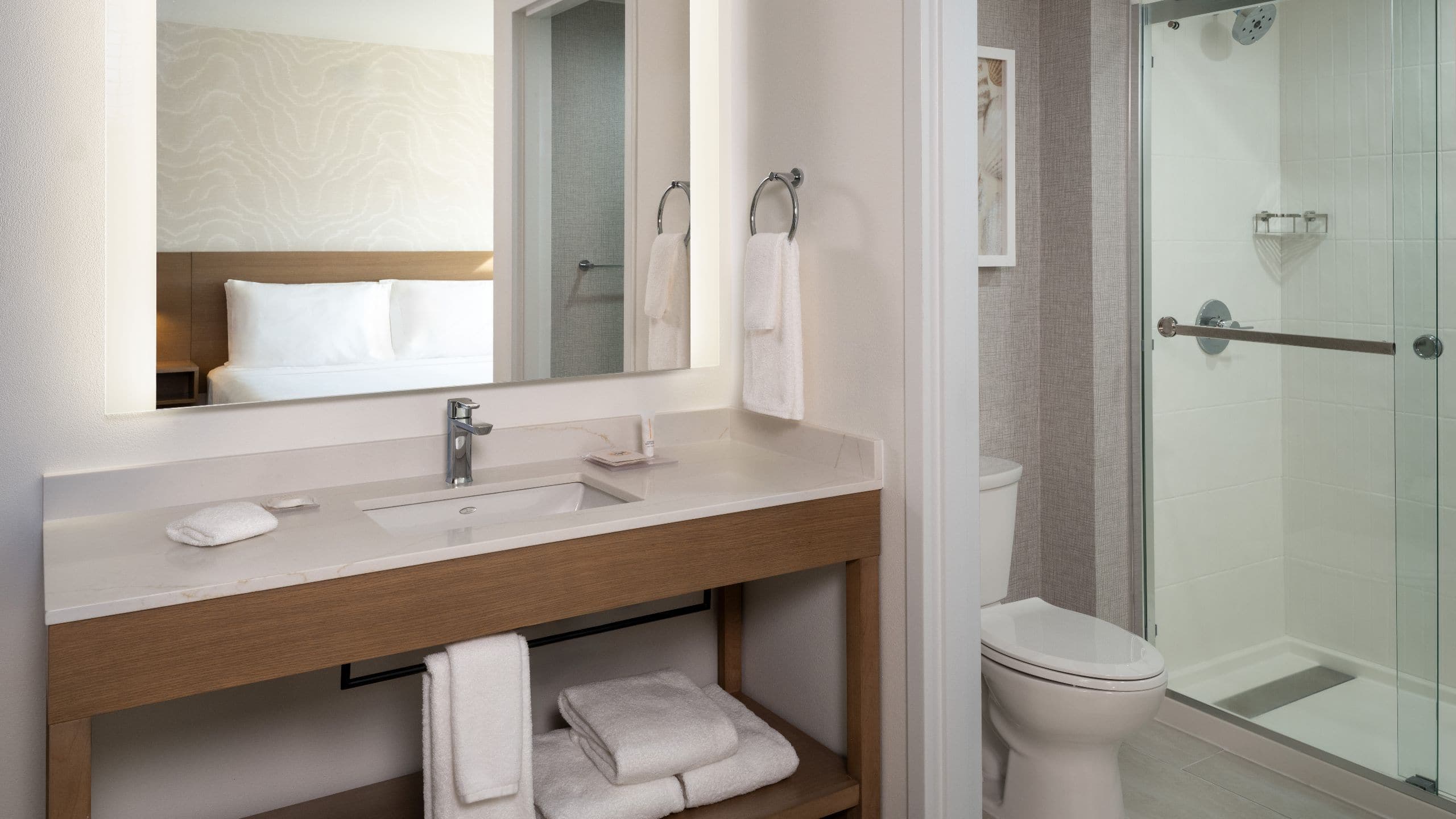 King Bed (with sofa bed) - Image 5