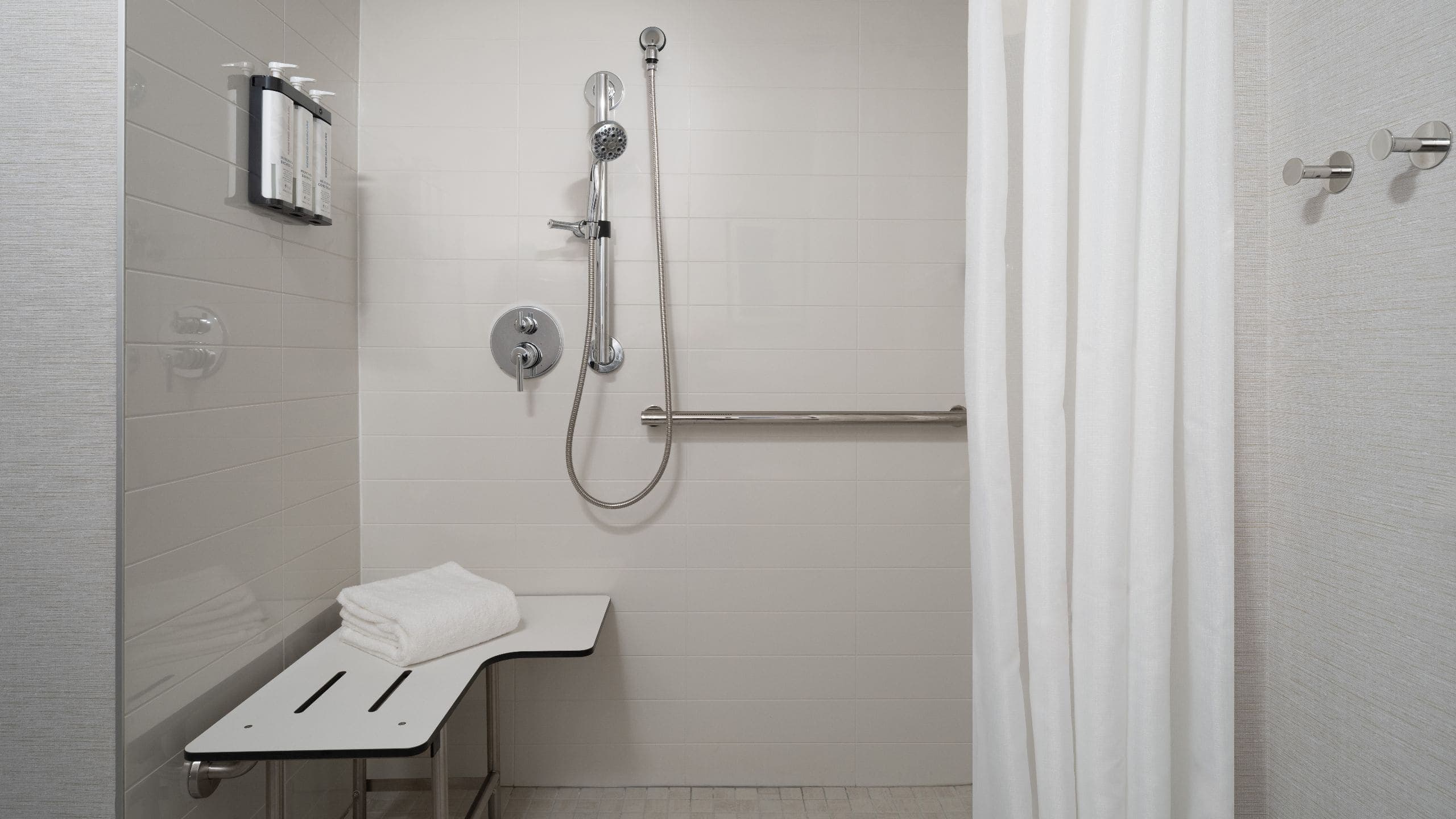 Hyatt Place Fort Lauderdale Cruise Port & Convention Center - Image 4