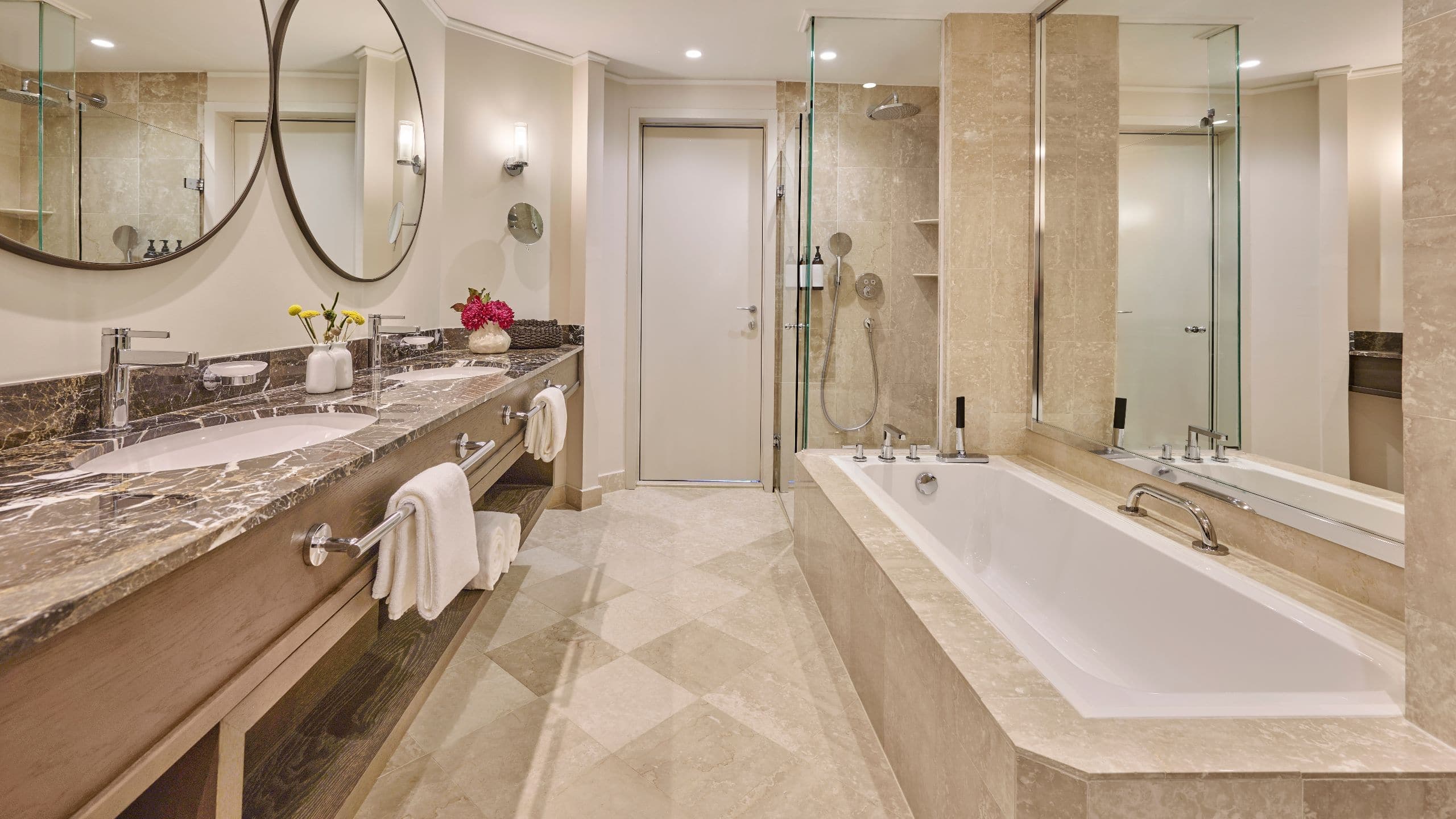Regency Suite King - Image 5