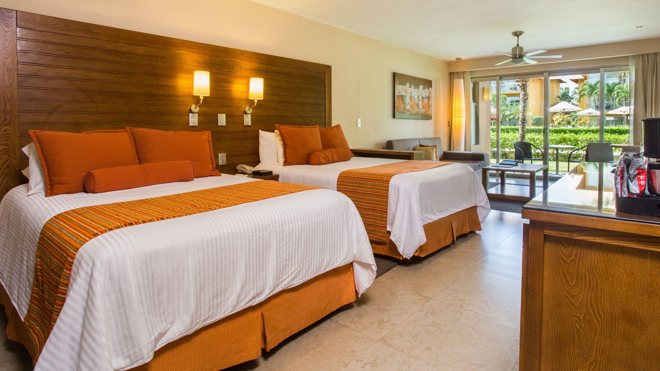 Preferred Club Junior Suite Pool View Double - Image 1