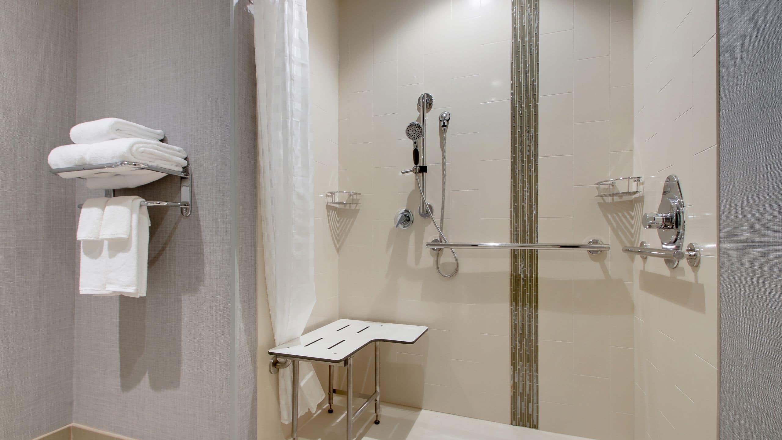Hyatt Place Milwaukee Downtown - Image 2