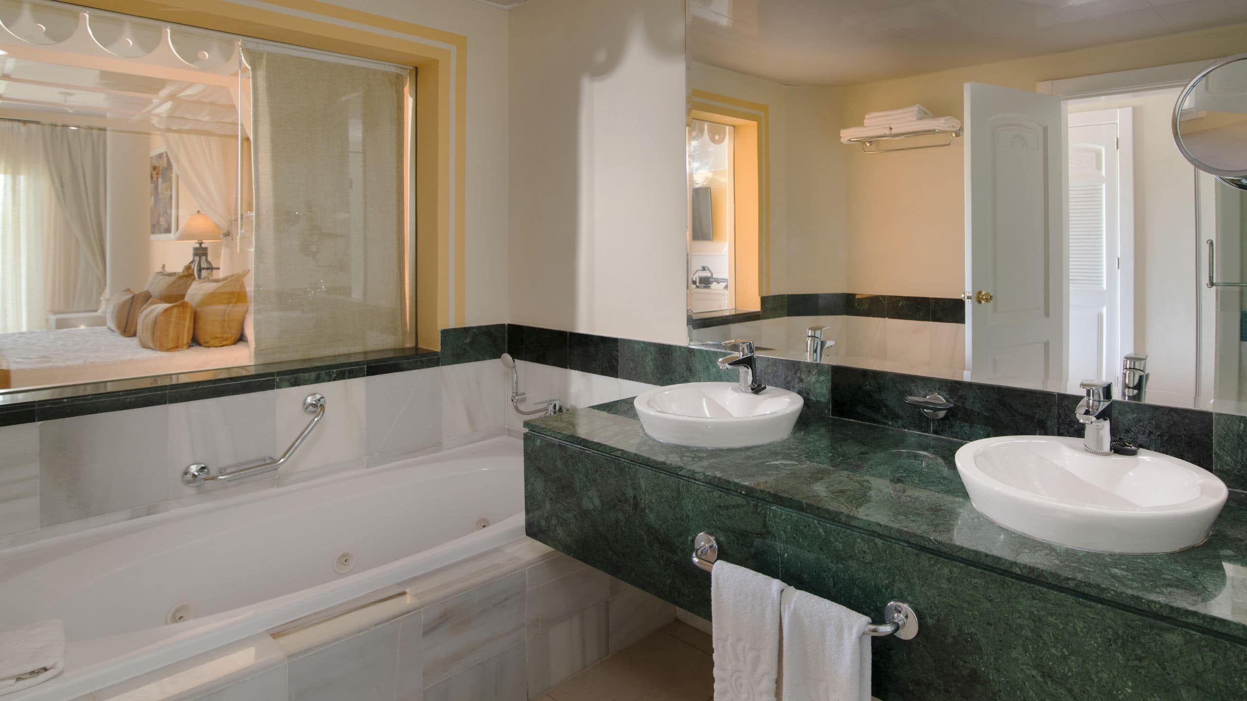 Bahia Principe Luxury Bouganville - Image 3