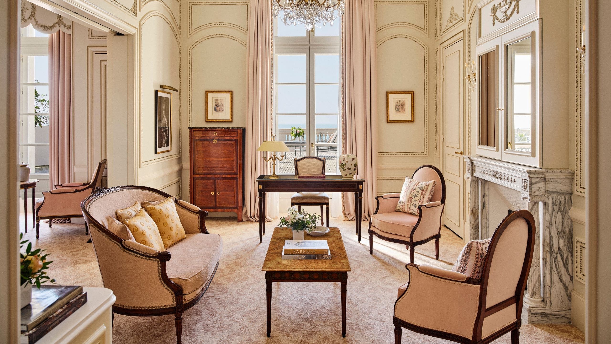 Impérial Suite - Image 1