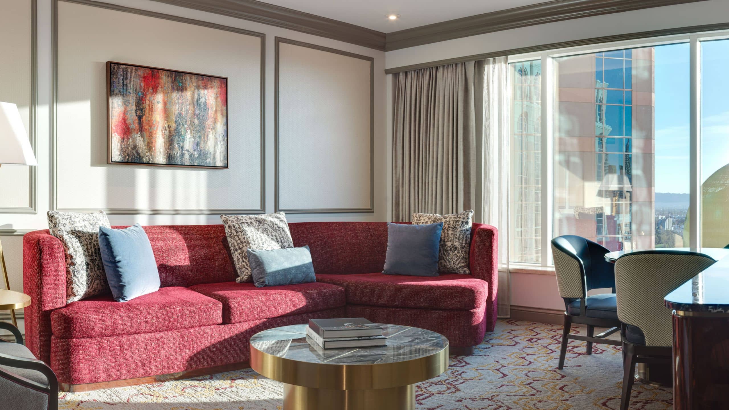 Newly Remodeled Luxury King - Image 3