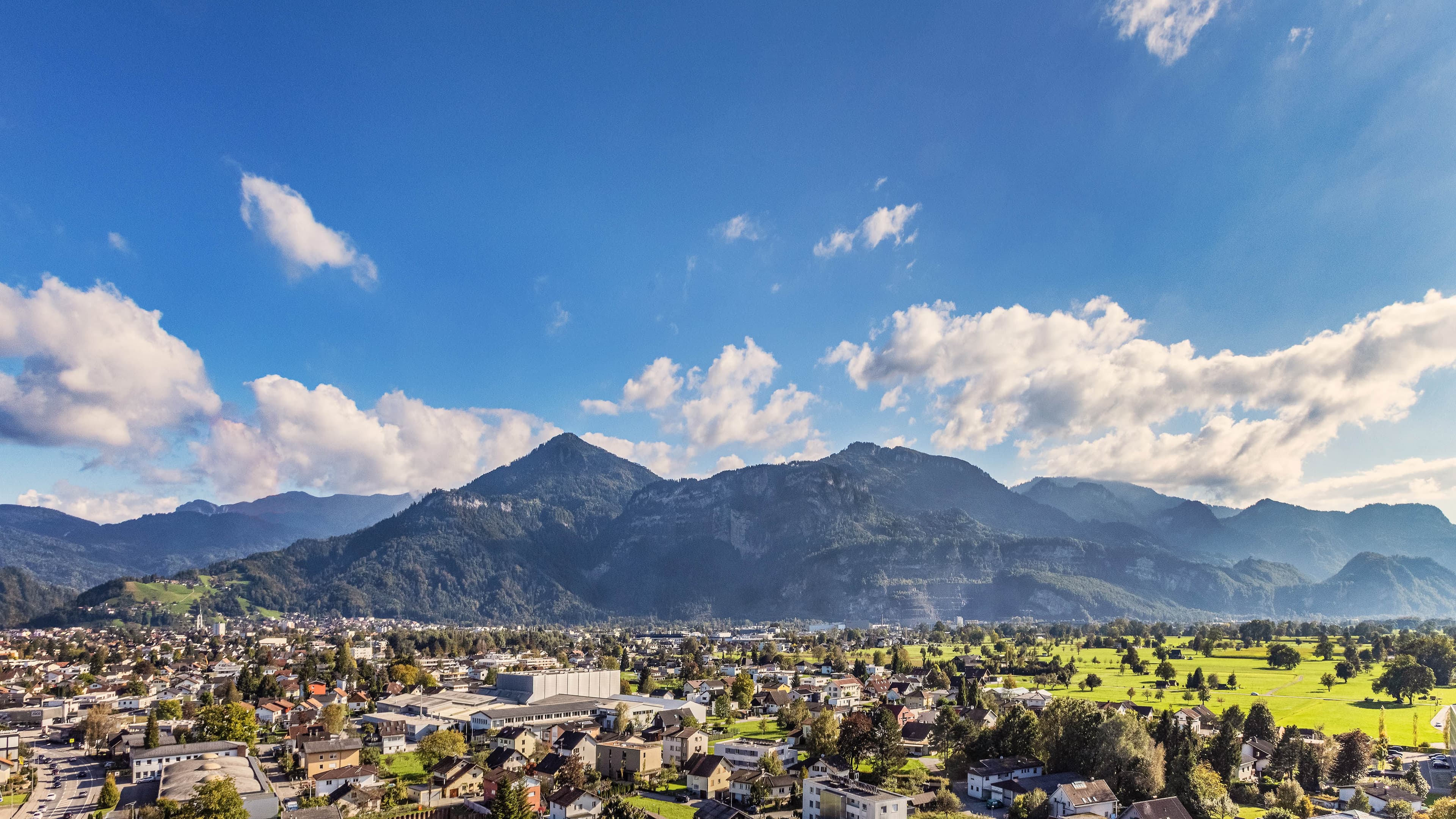 Business Room - Image 4