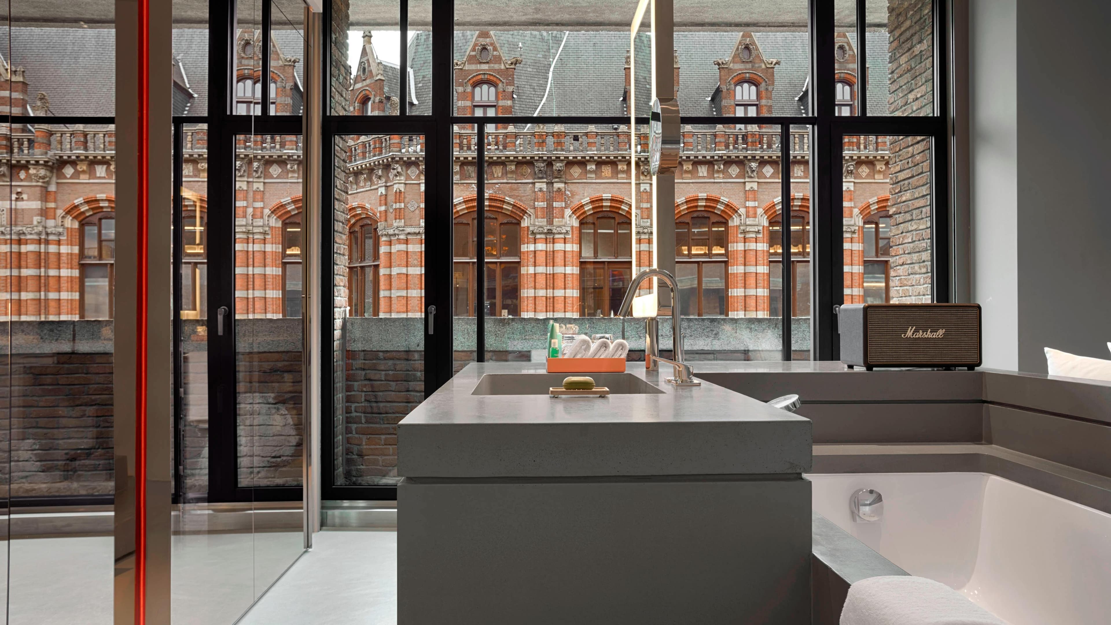 W Amsterdam - Image 4