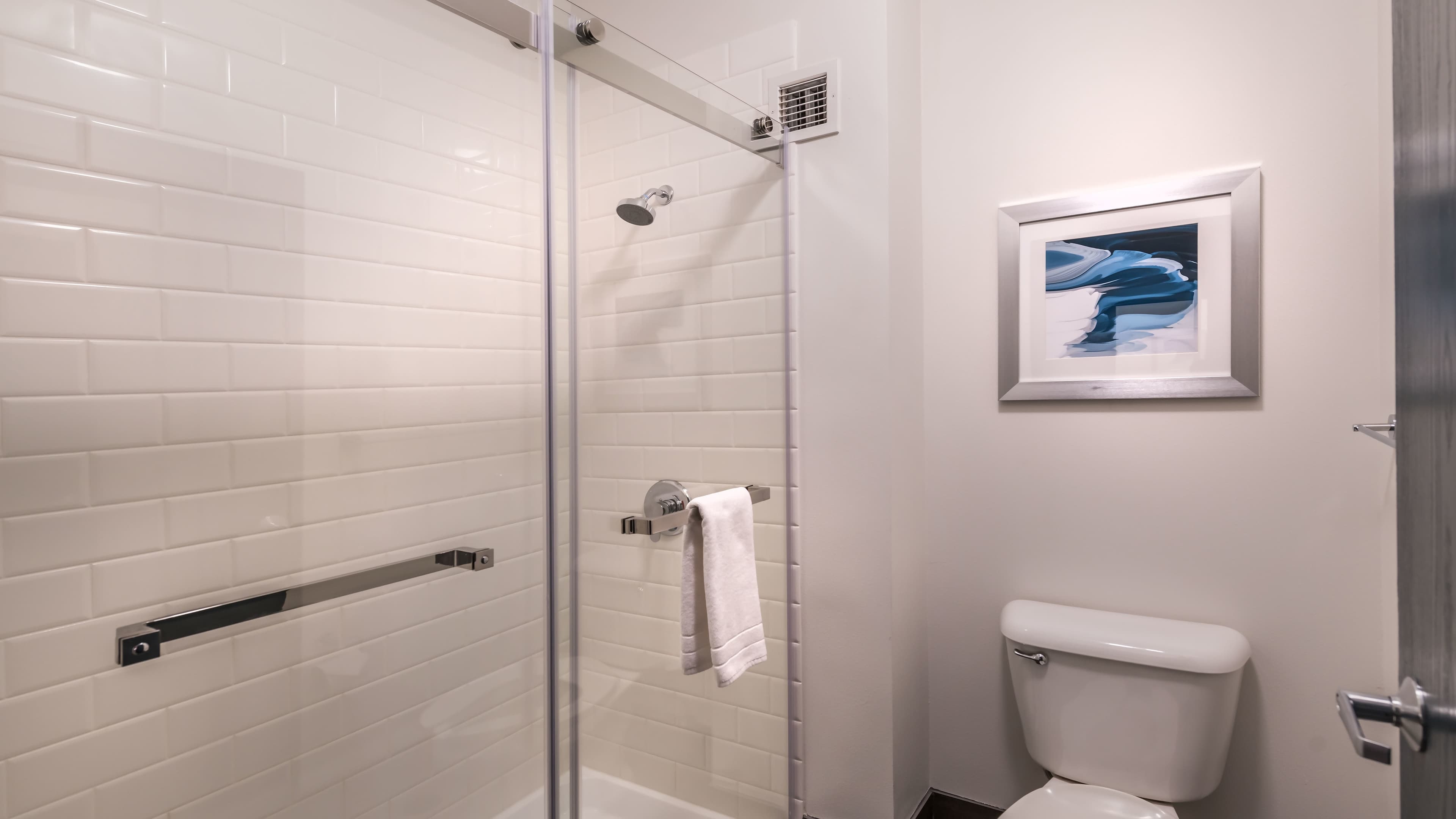 Four Points by Sheraton Anchorage Downtown - Image 3
