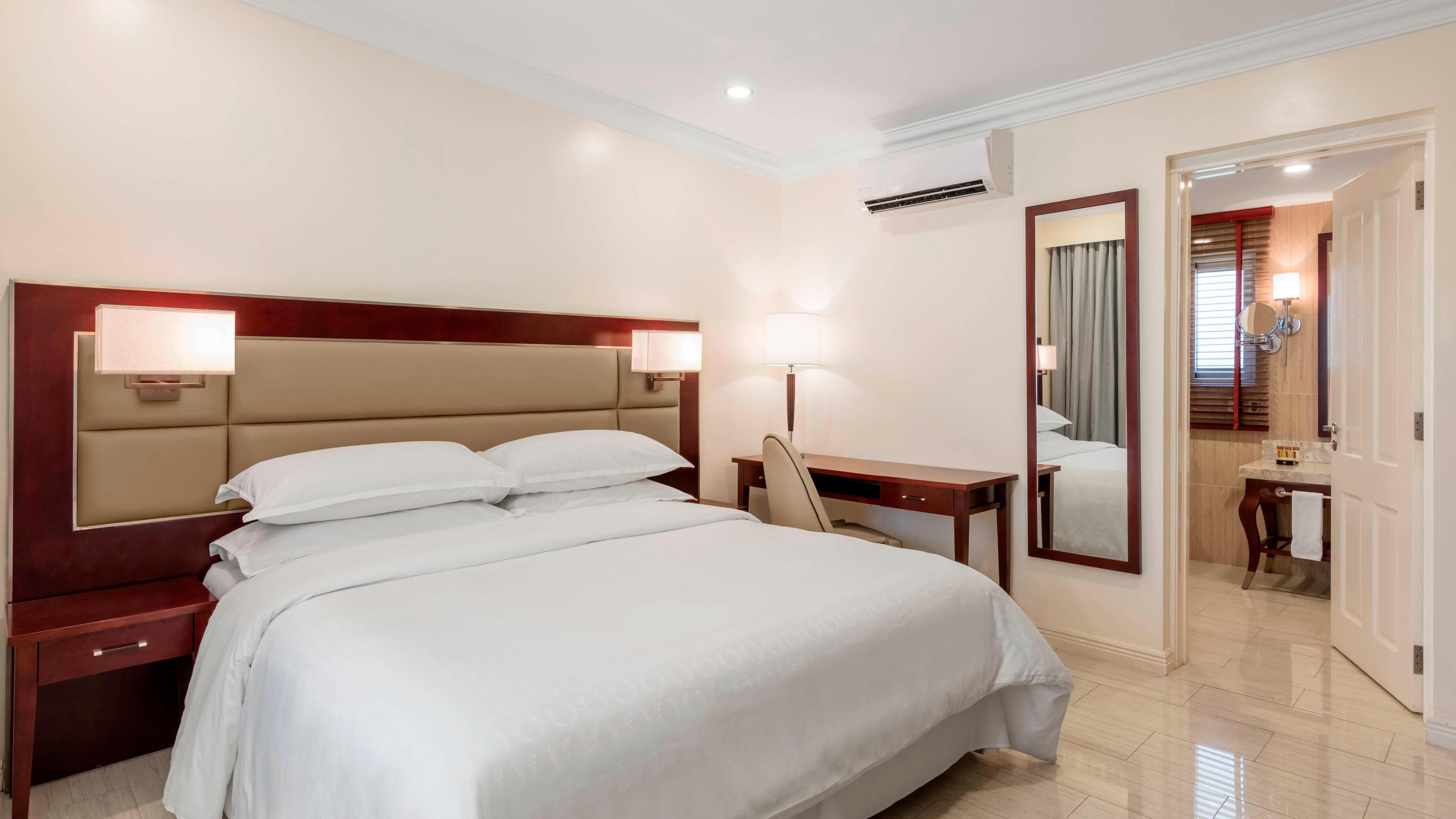 Sheraton Samoa Aggie Grey's Hotel & Bungalows - Image 2