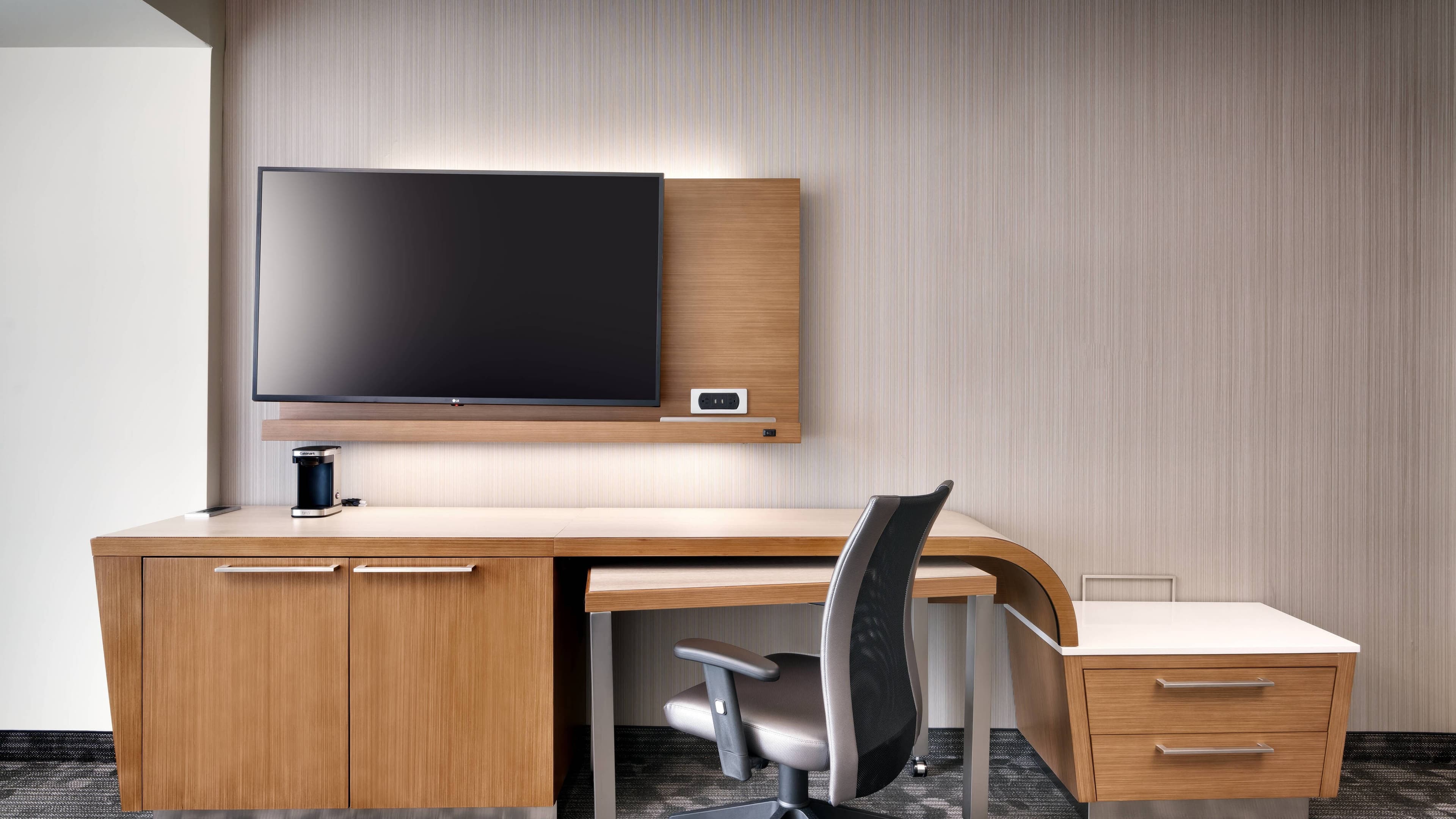 Courtyard Atlanta Duluth Downtown - Image 5