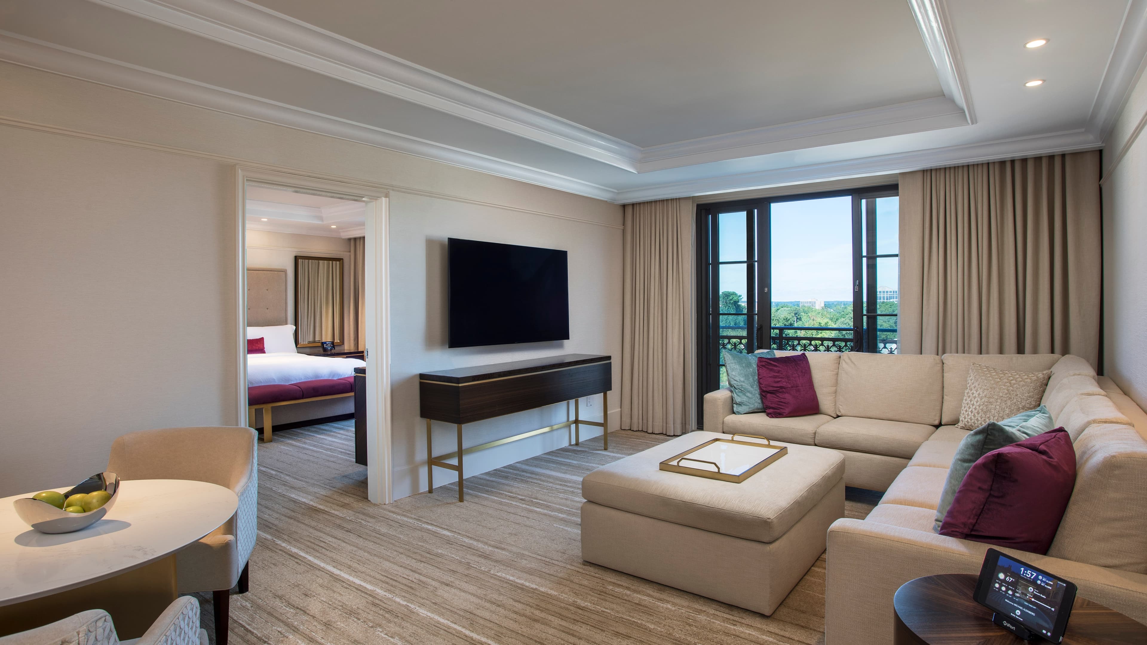 Corner St. Regis Suite - Image 1