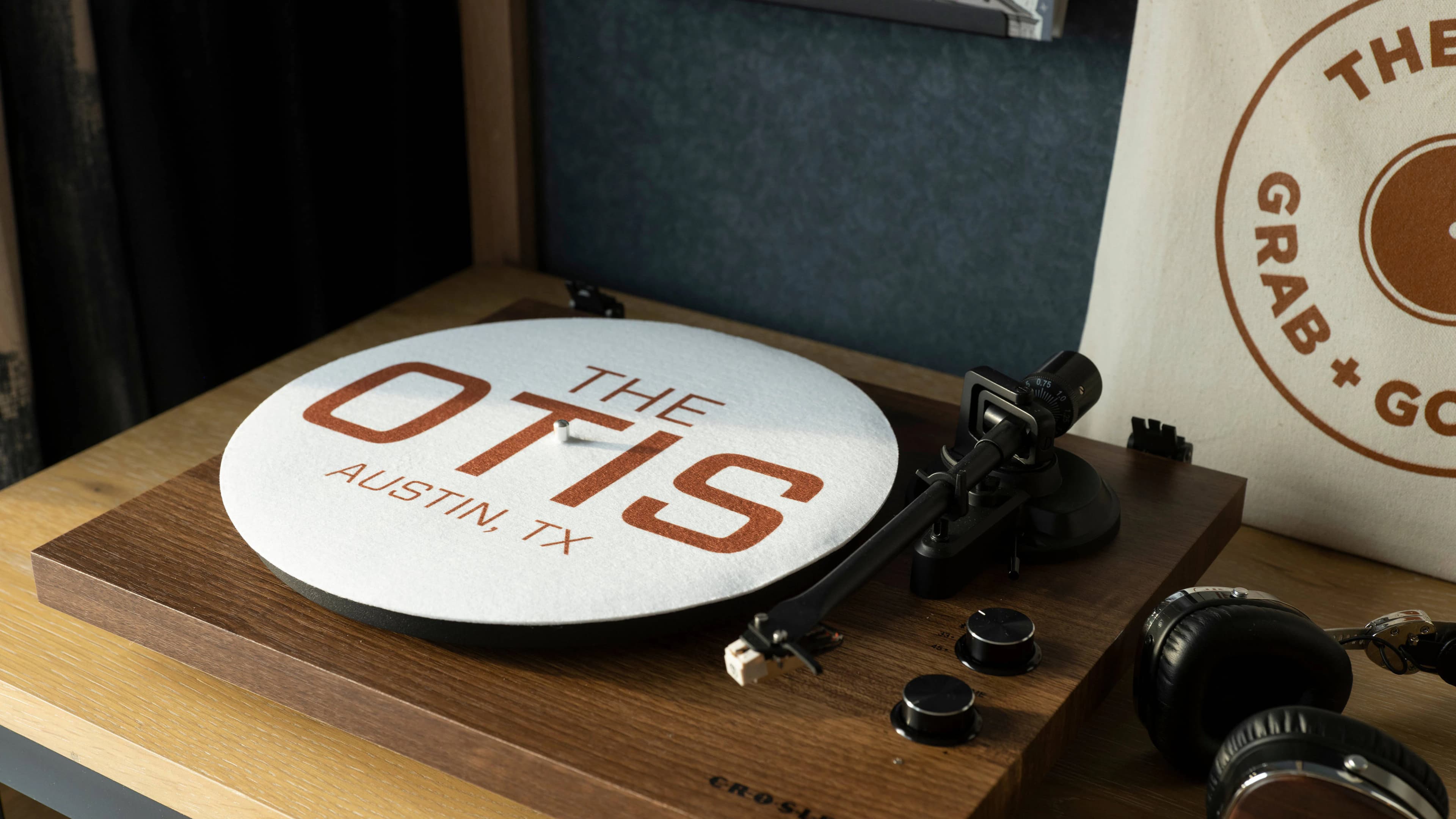 The Otis Hotel Austin, Autograph Collection - Image 5