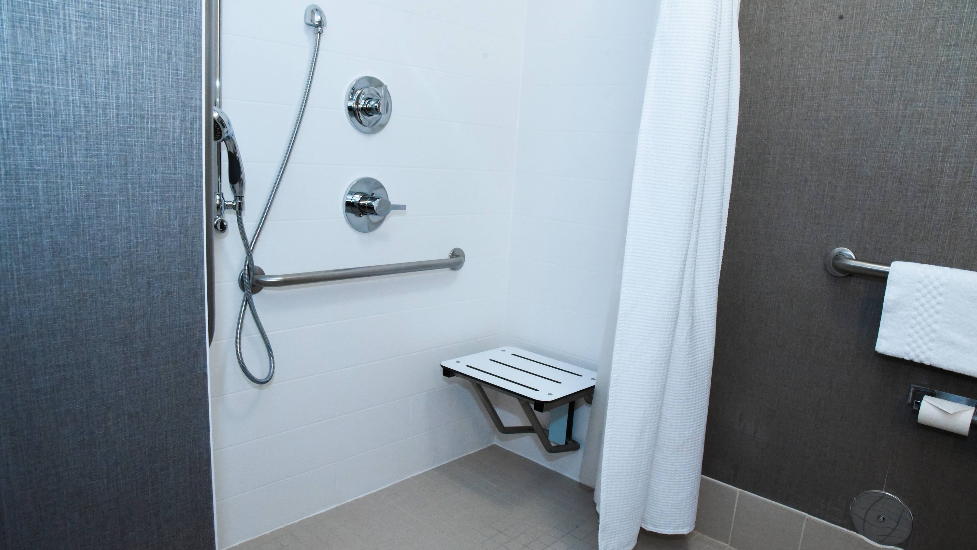 King Suite - Image 8