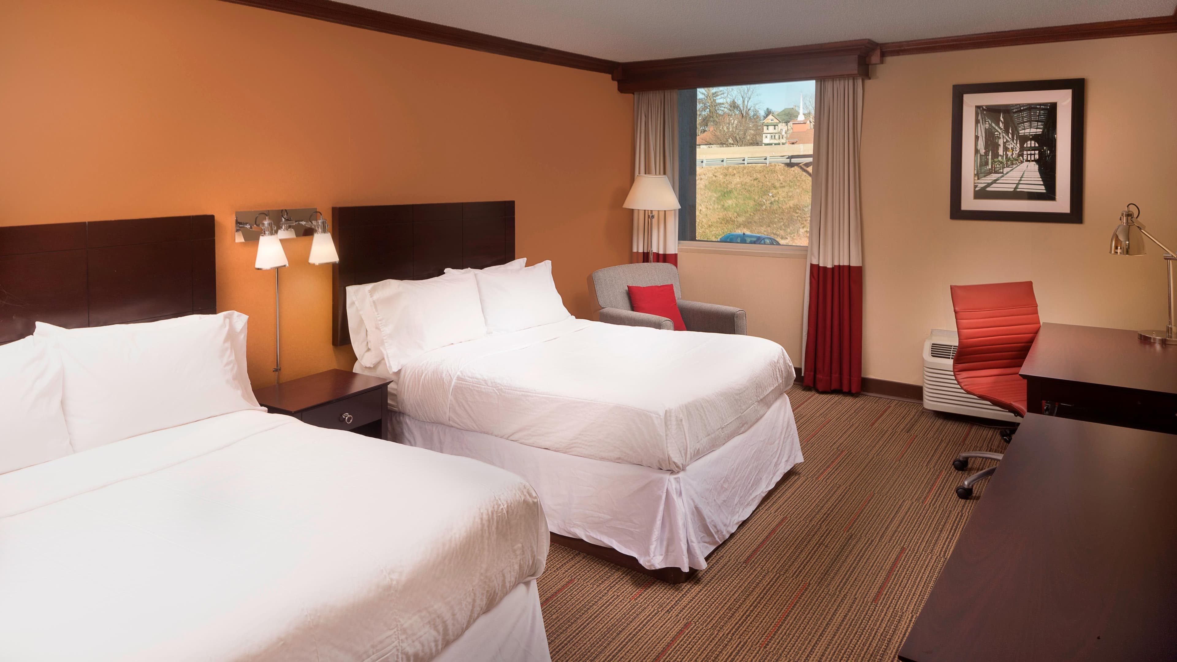 Four Points by Sheraton Asheville Downtown - Image 2