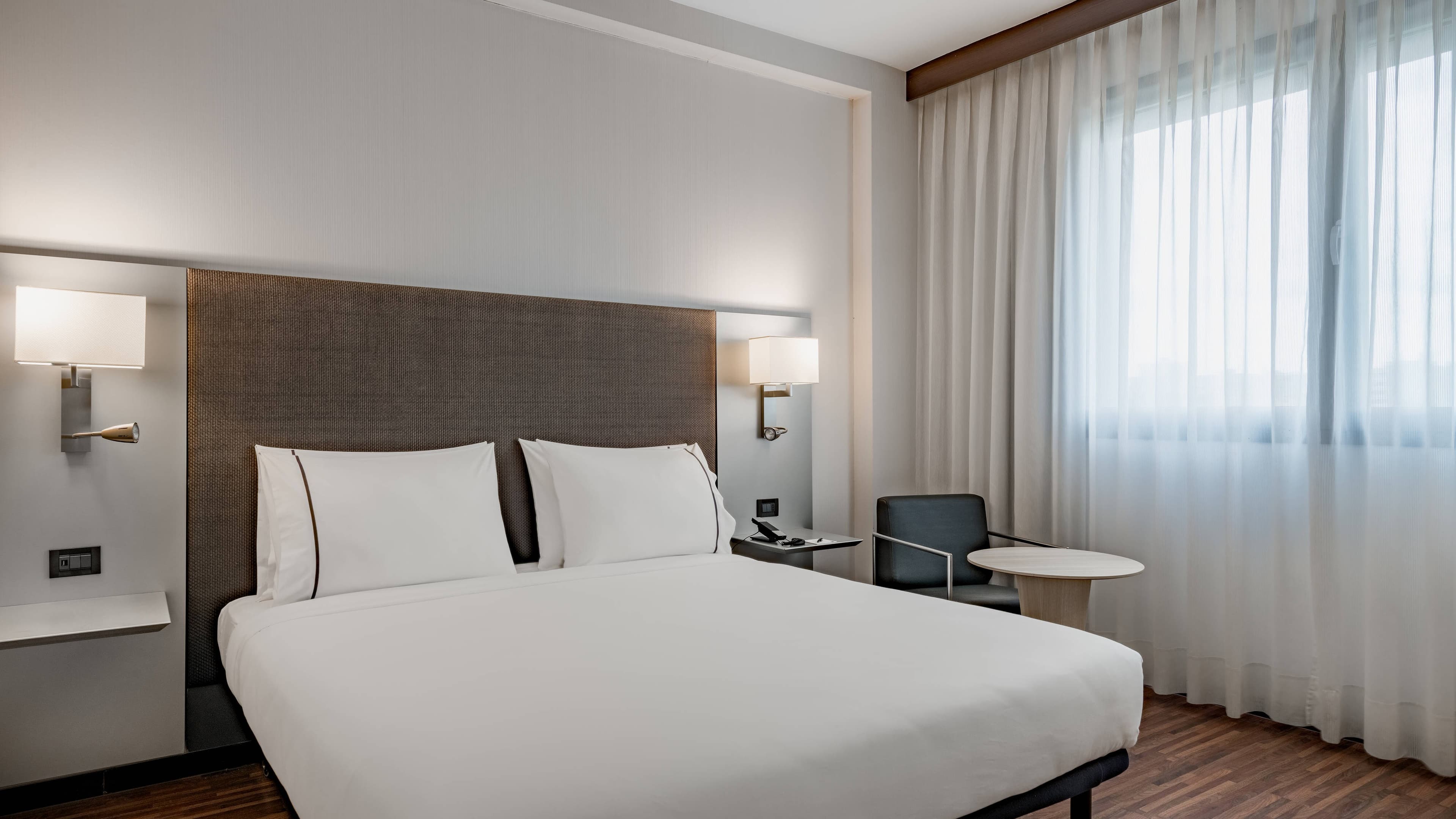 Standard King - Image 1